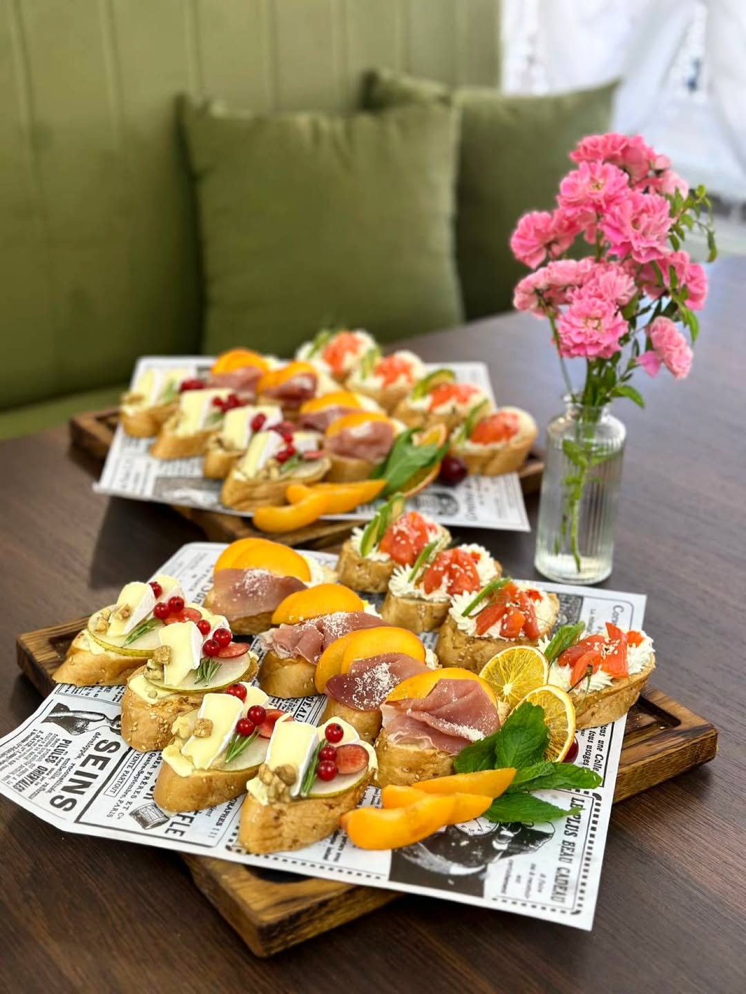 Ресторан-кафе Статус image 9