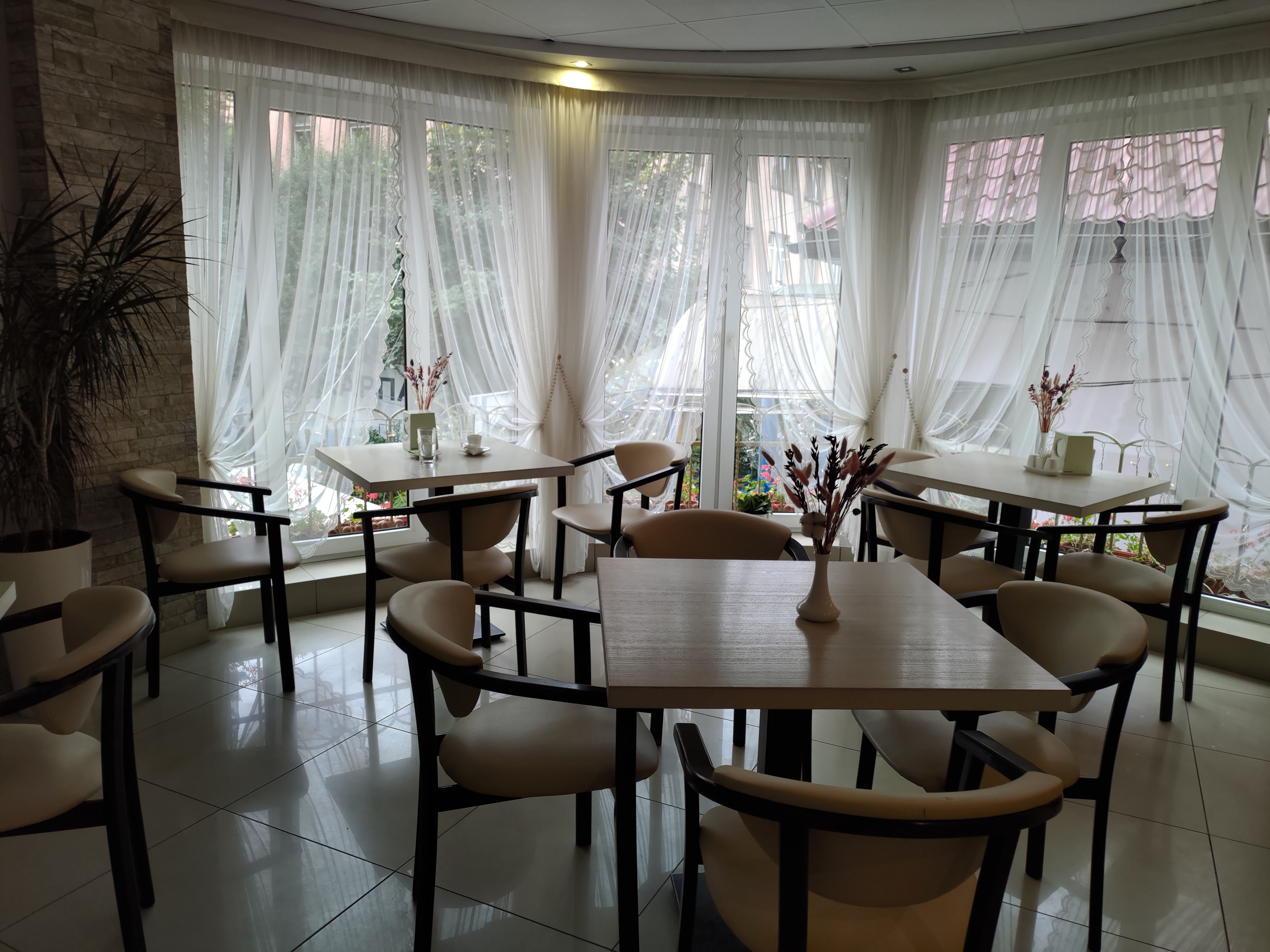 cafe Bavaria image 9