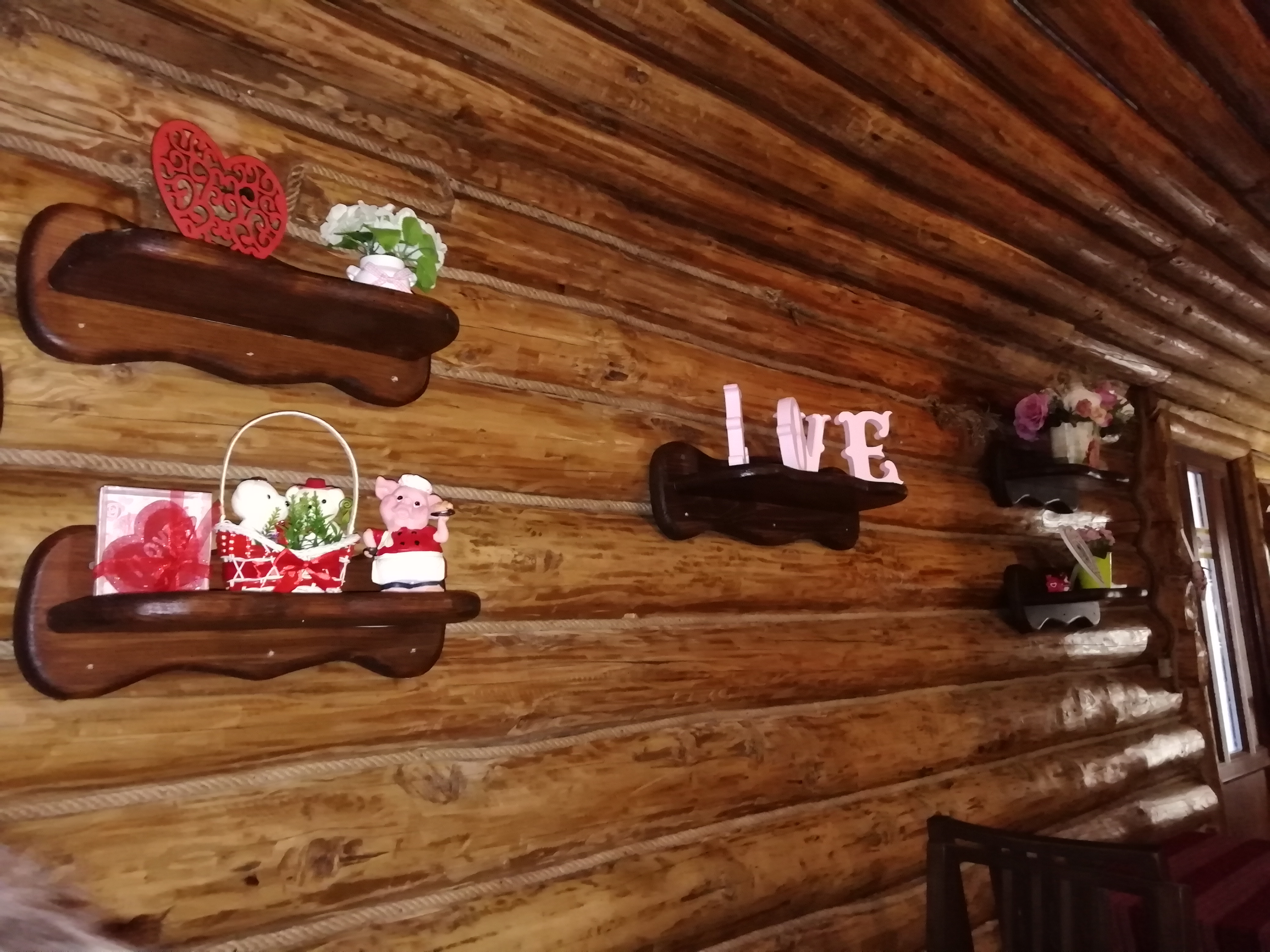 Ресторація Підкова Щастя / Horseshoe Happiness image 1