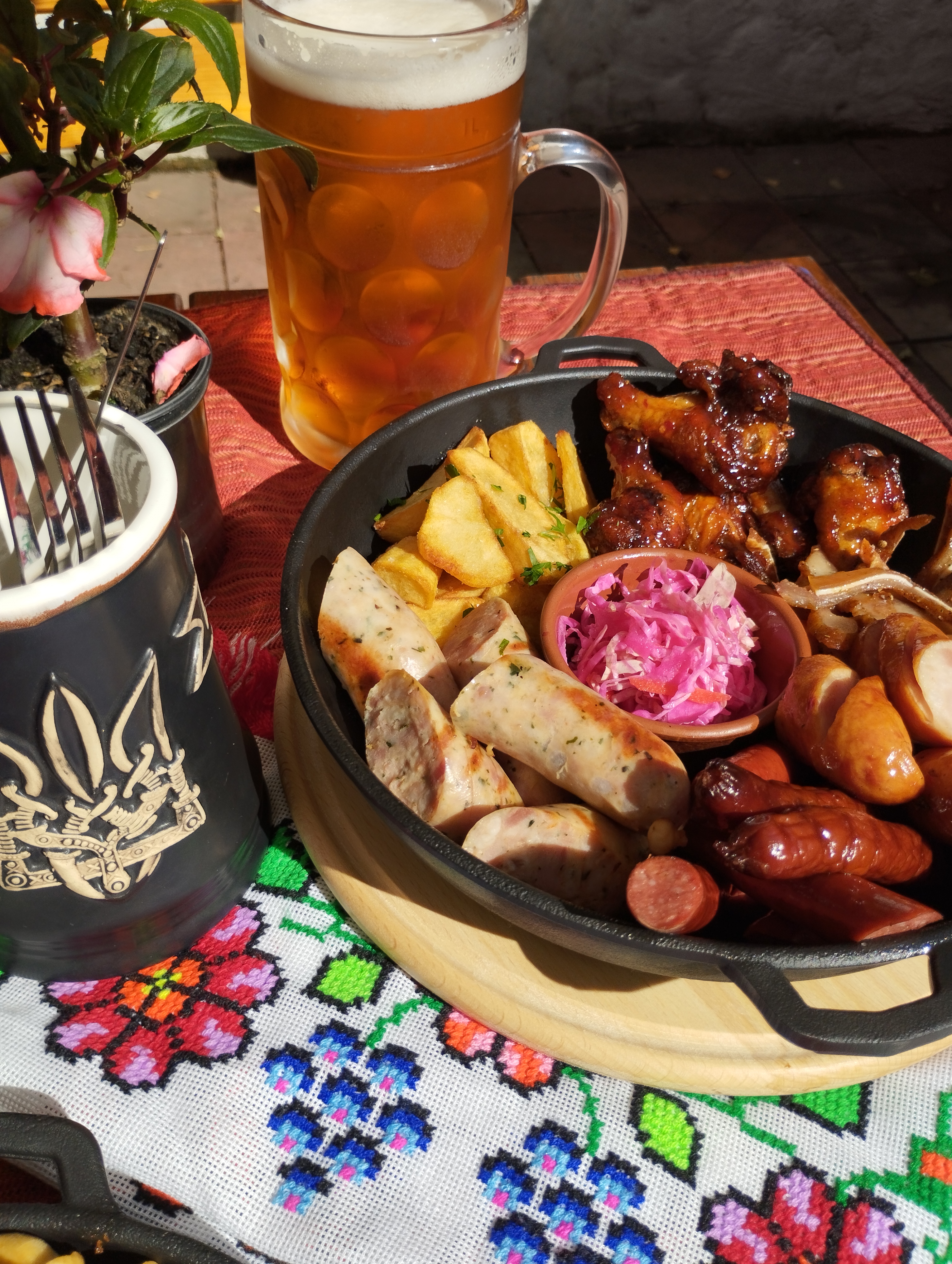 Ресторація Підкова Щастя / Horseshoe Happiness image 5