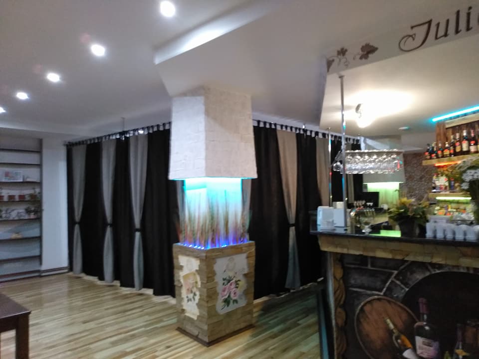 Бар "Julian" image 1