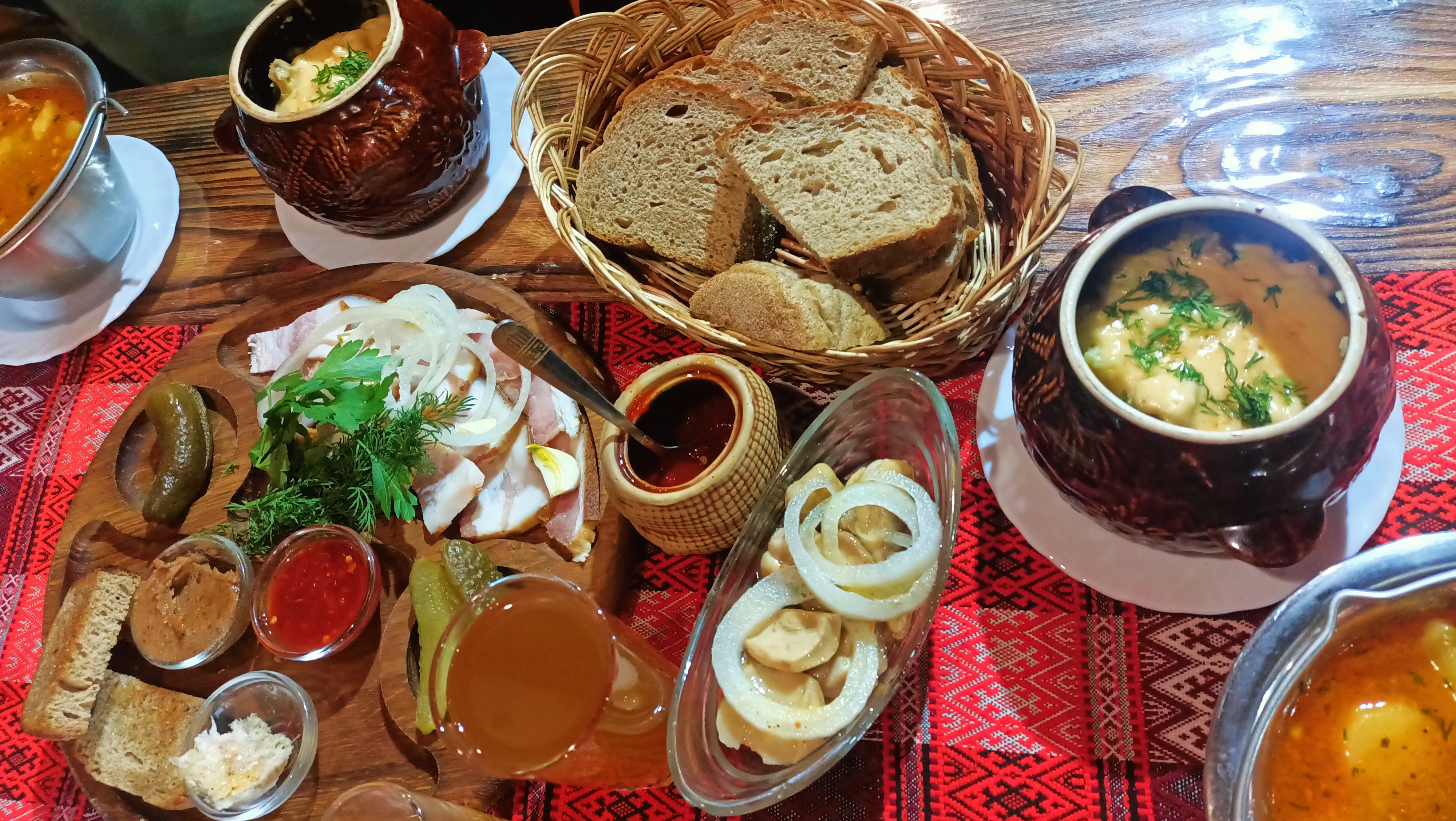 Колиба “Гарячий Гуцул” image 7