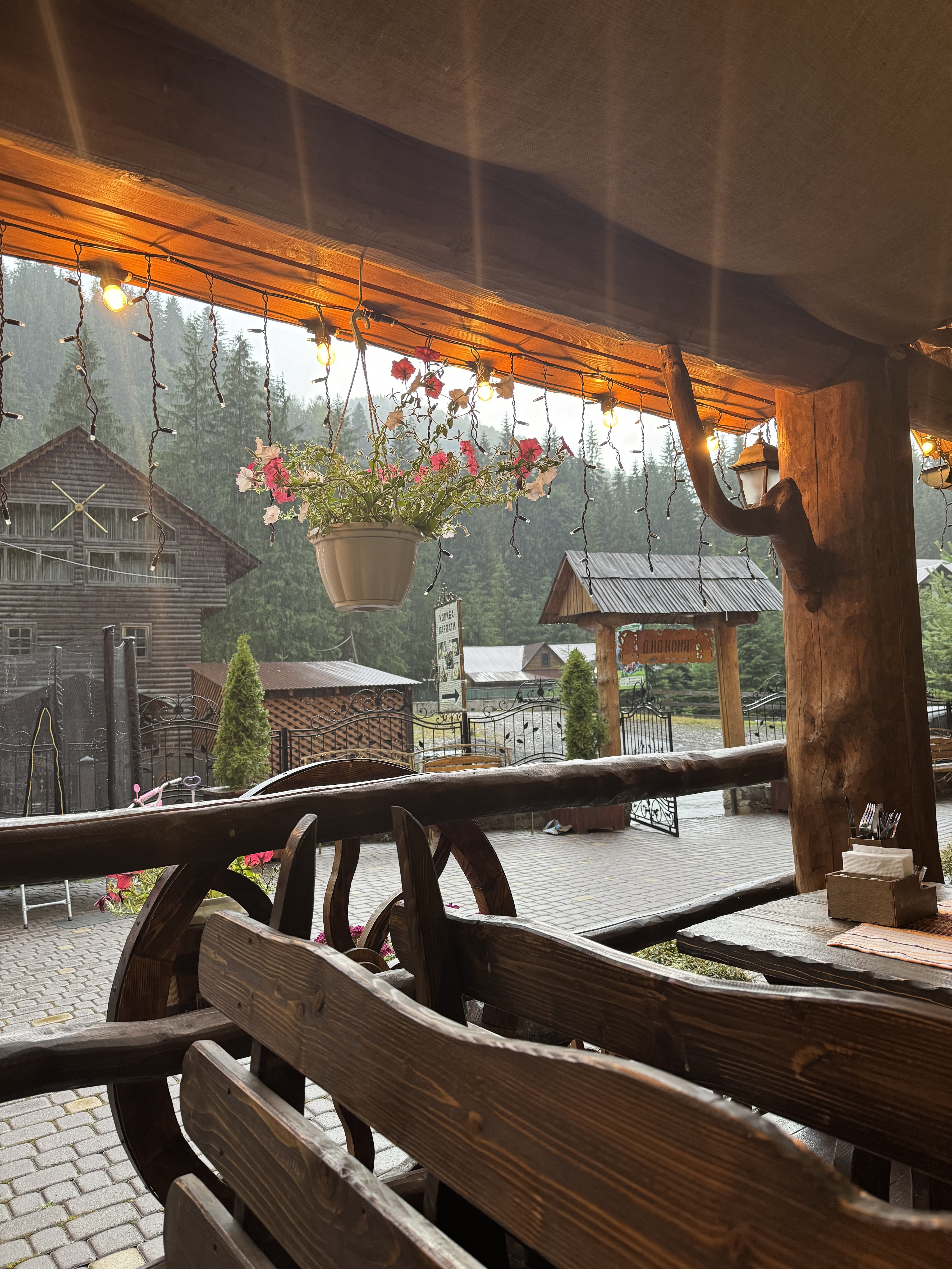 Колиба Карпати image 3