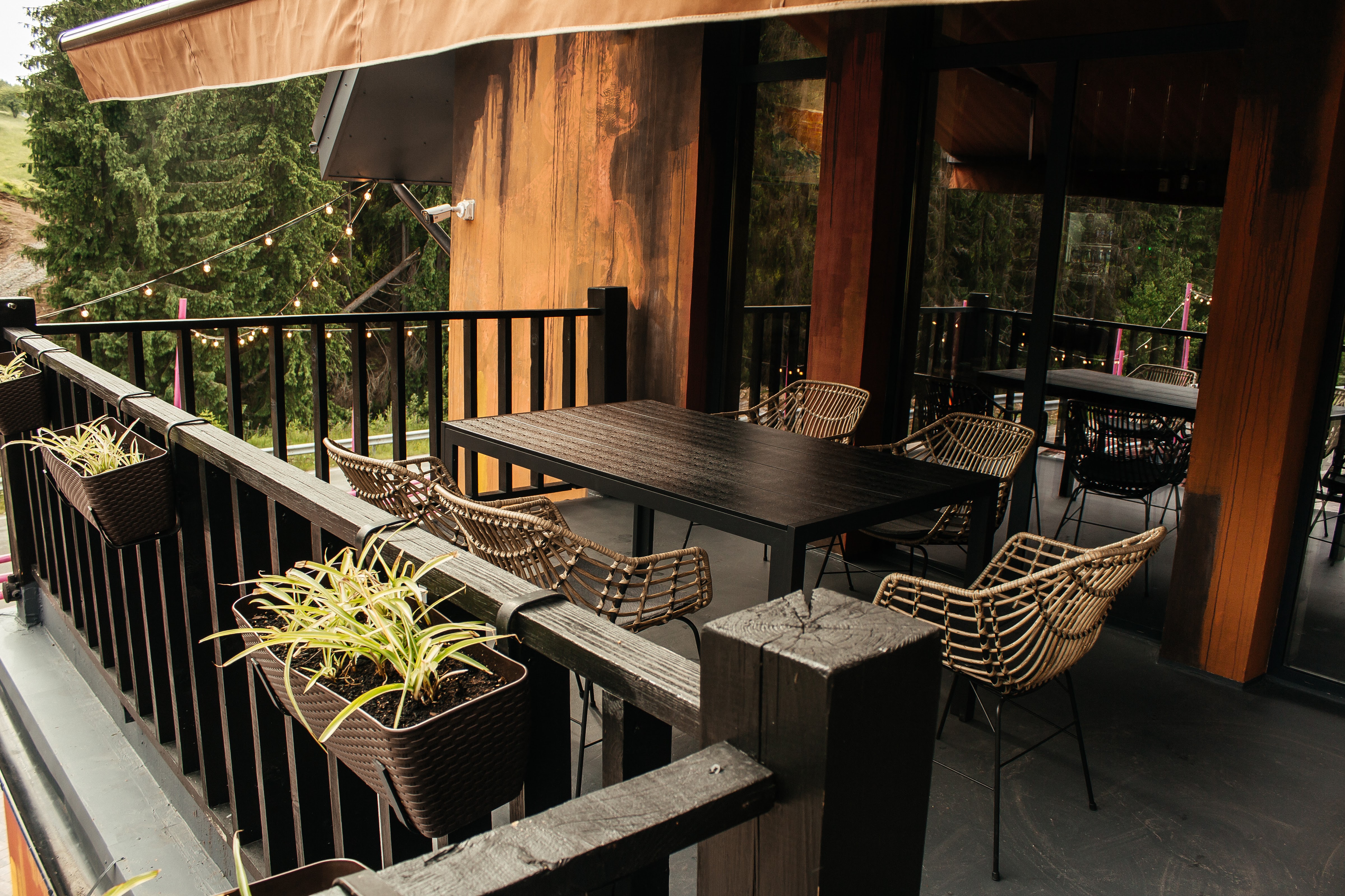 "Hranʹ" Hrylʹ Restoran image 1