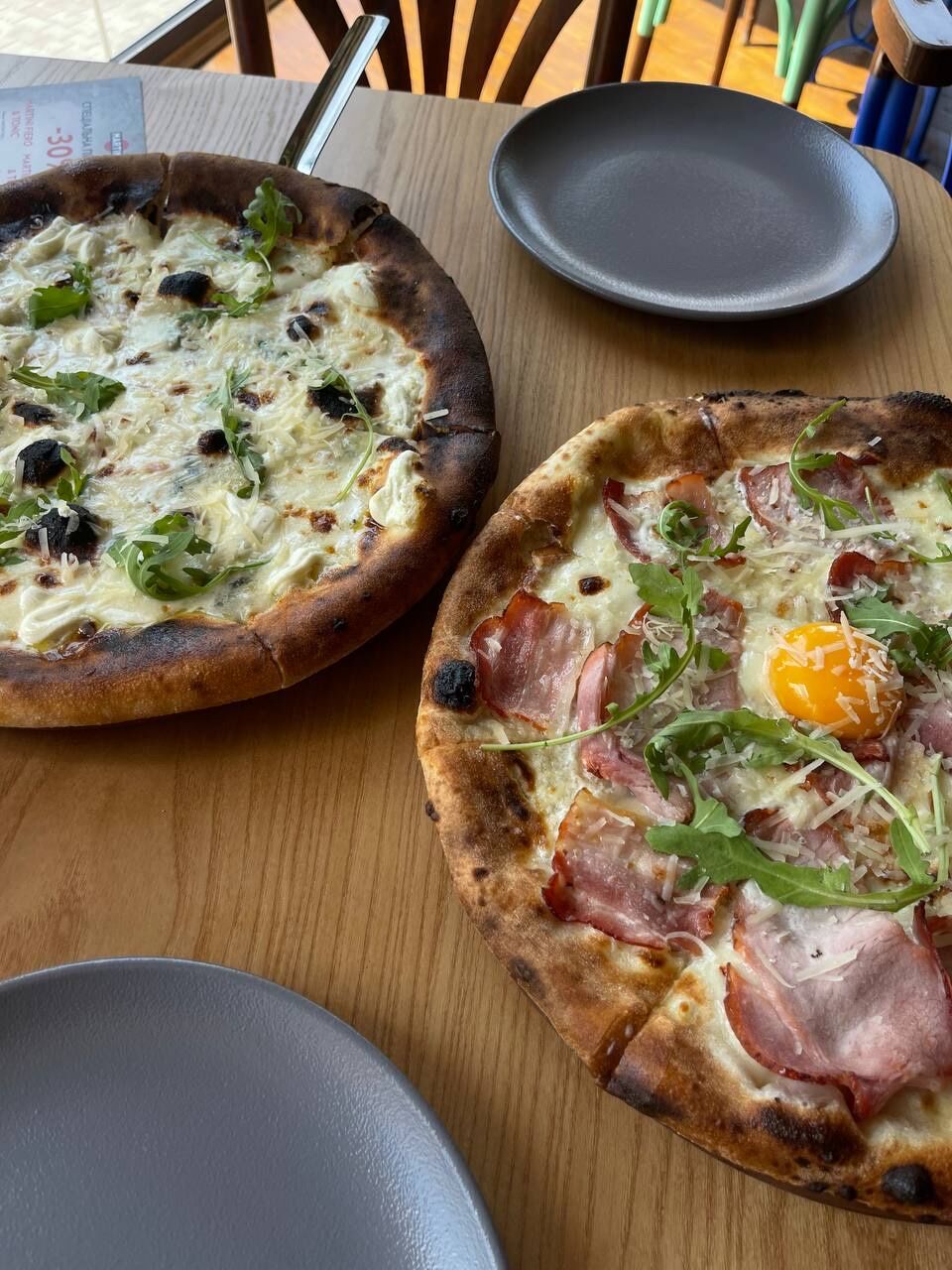 Bar&Pizza LAVINA image 8