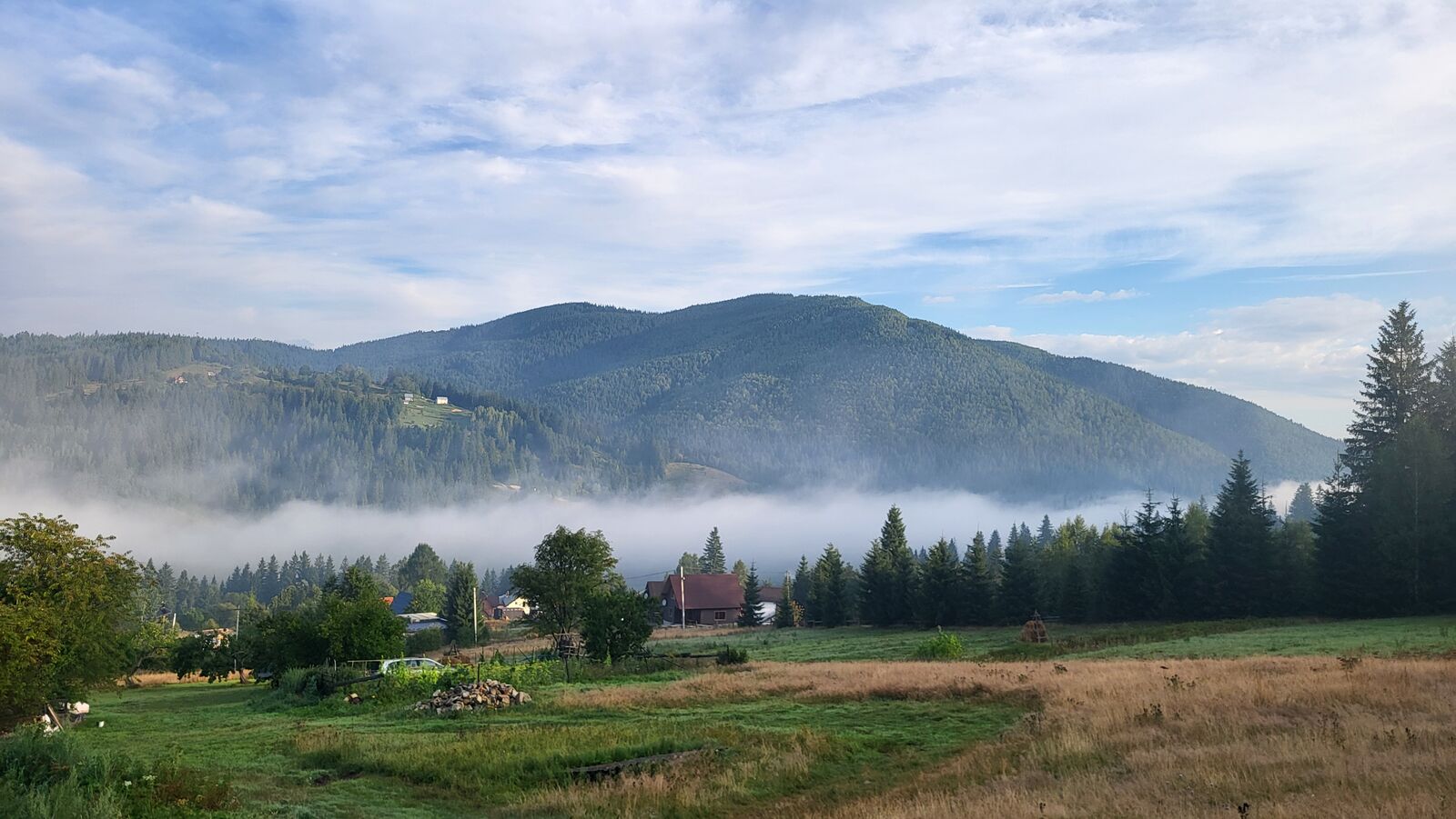 Restoran "Vysokyy Hrunʹ" image 9