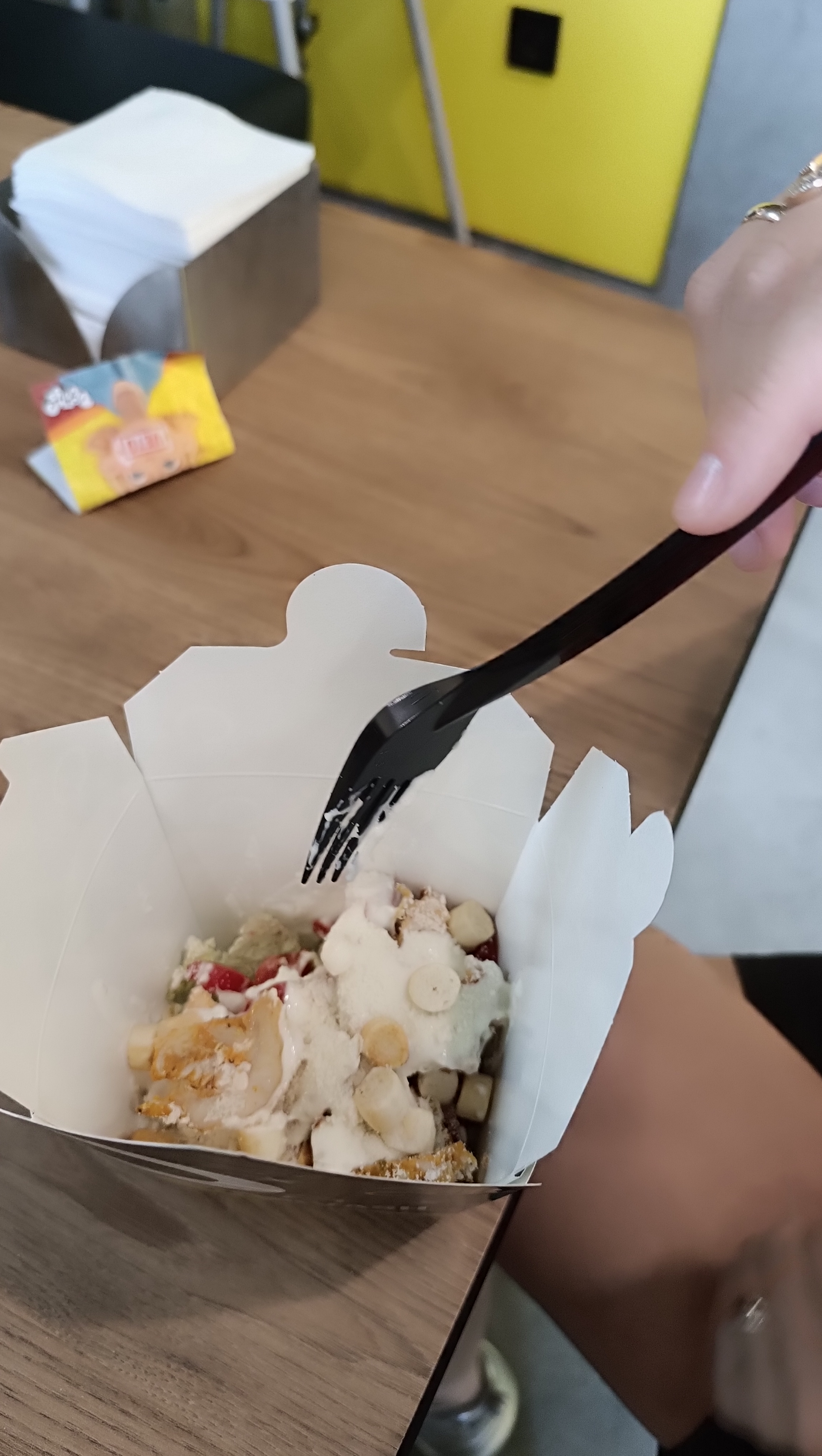 Yolavash - Kava, Yizha Ta Shaurma image 7