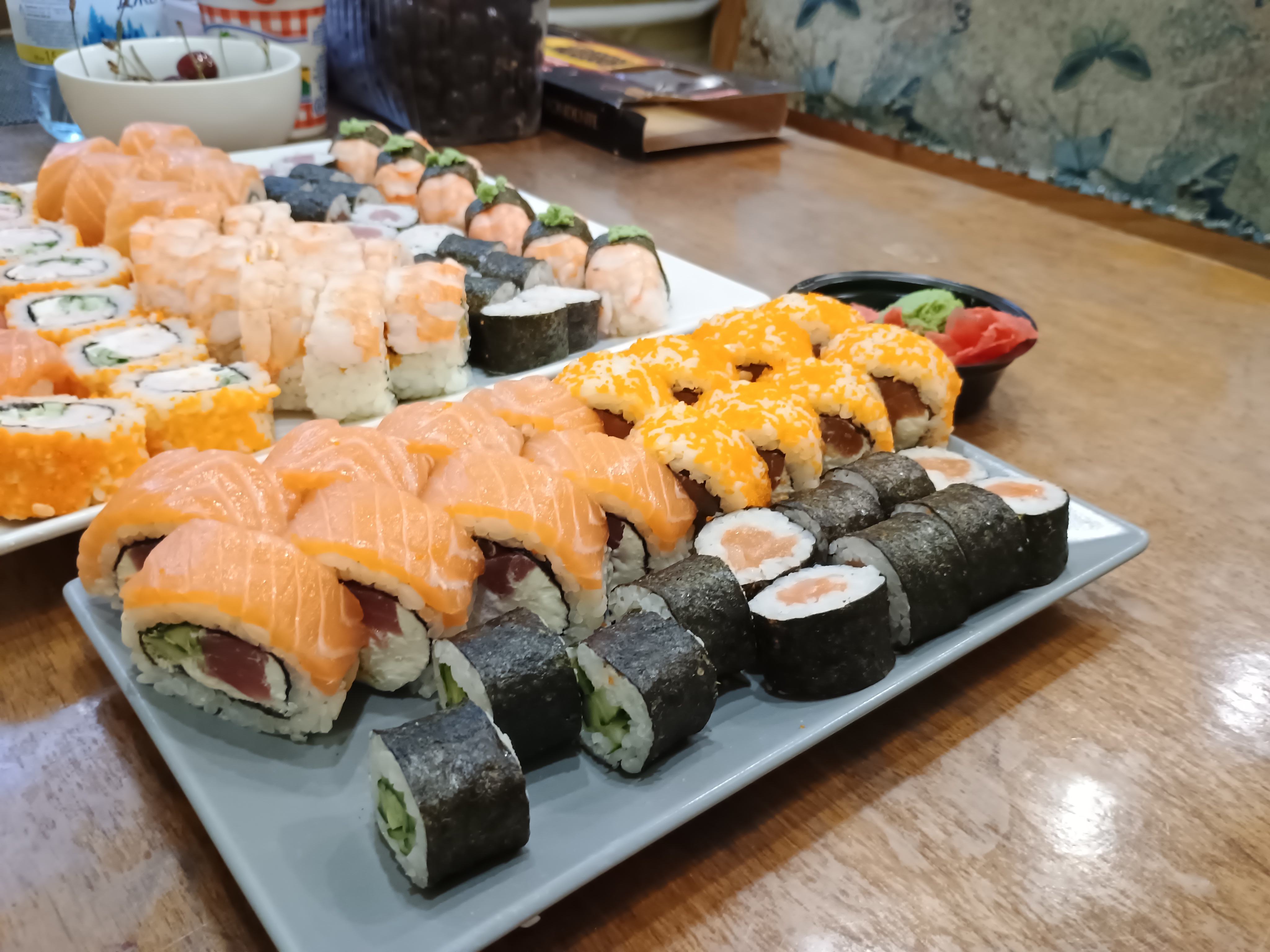 SUSHI USHI - ДОСТАВКА СУШІ КОСІВ image 4