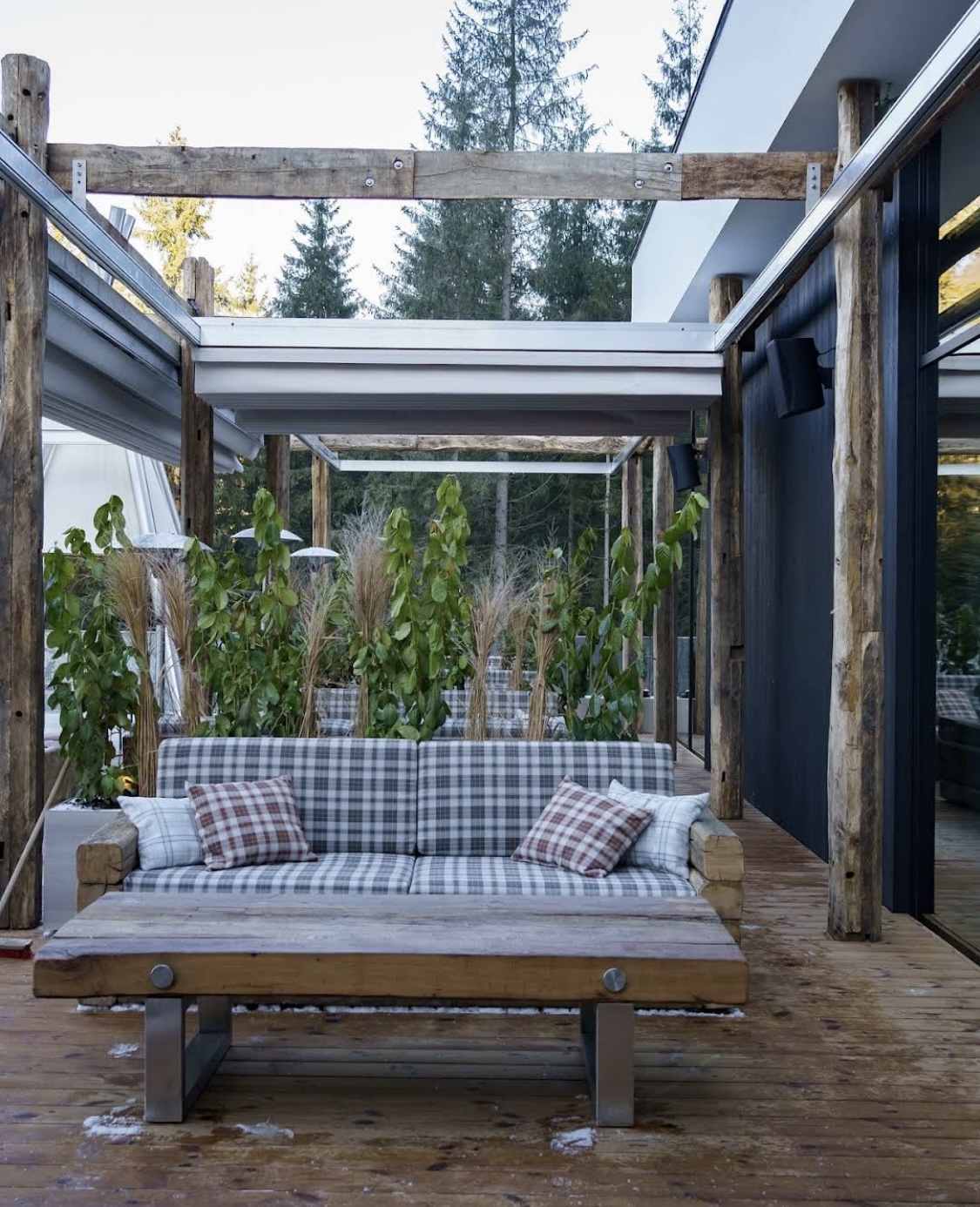 Yeti Terrace image 4