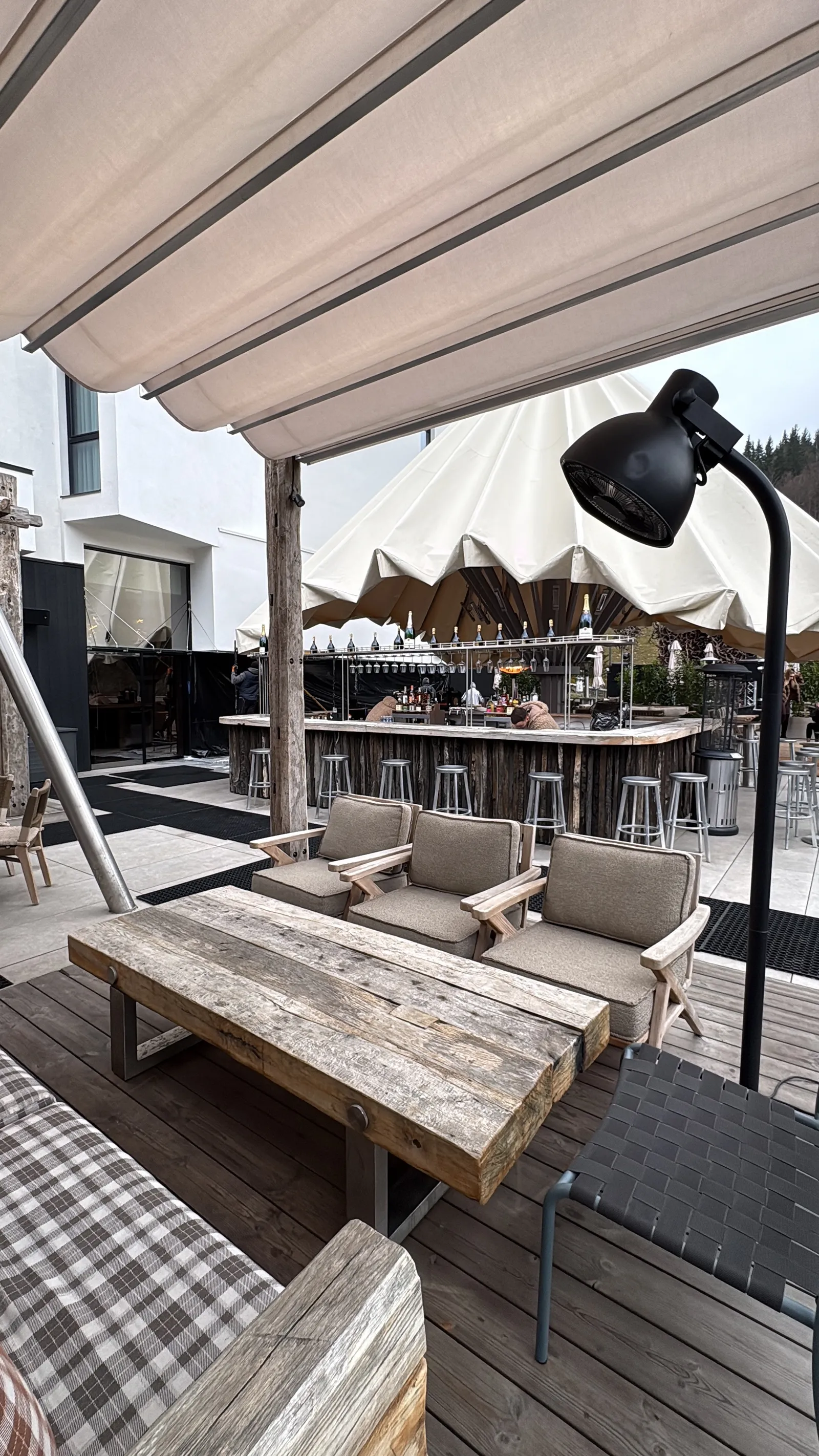 Yeti Terrace image 5