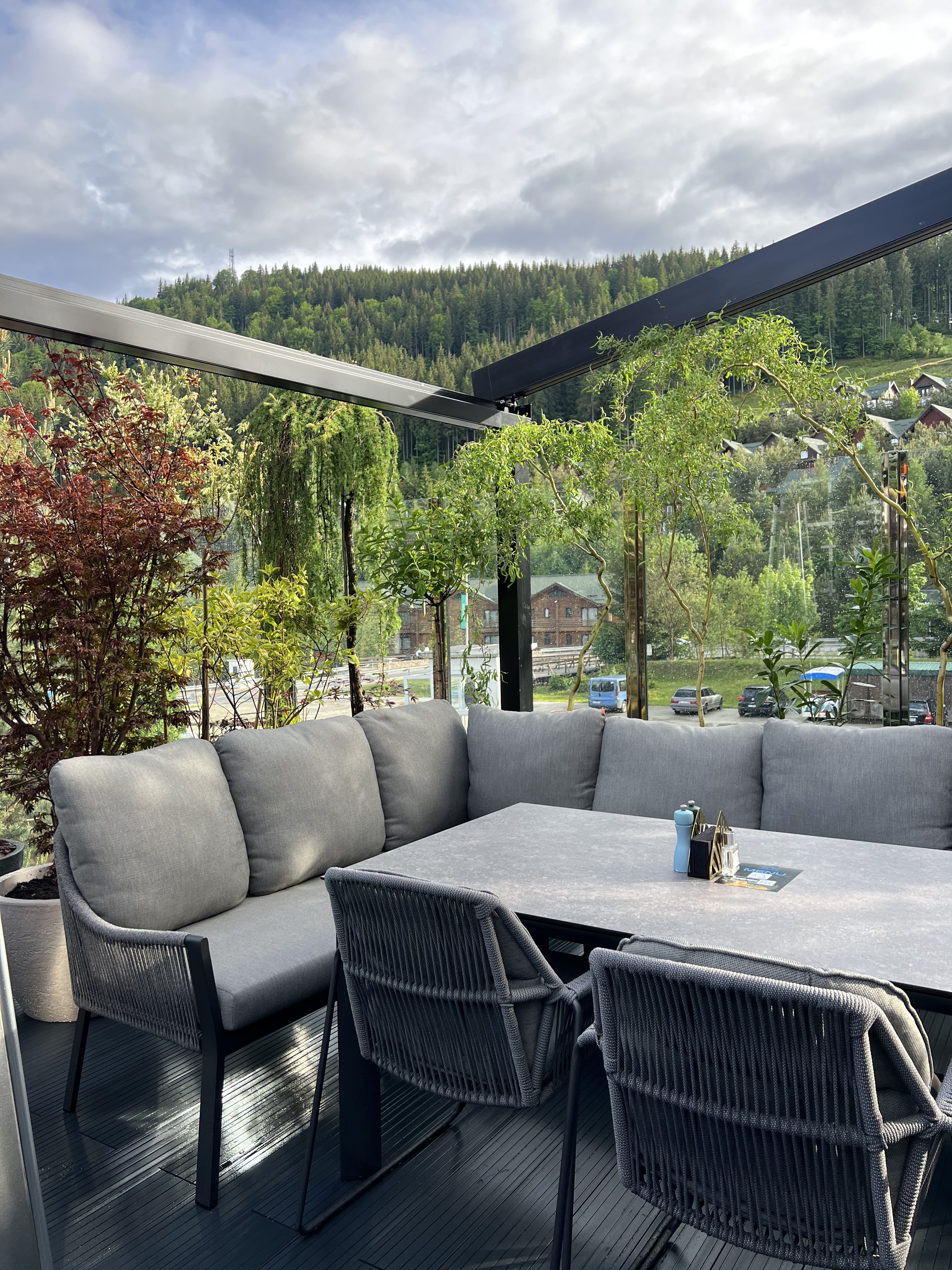 Whisky Bar Bukovel image 1