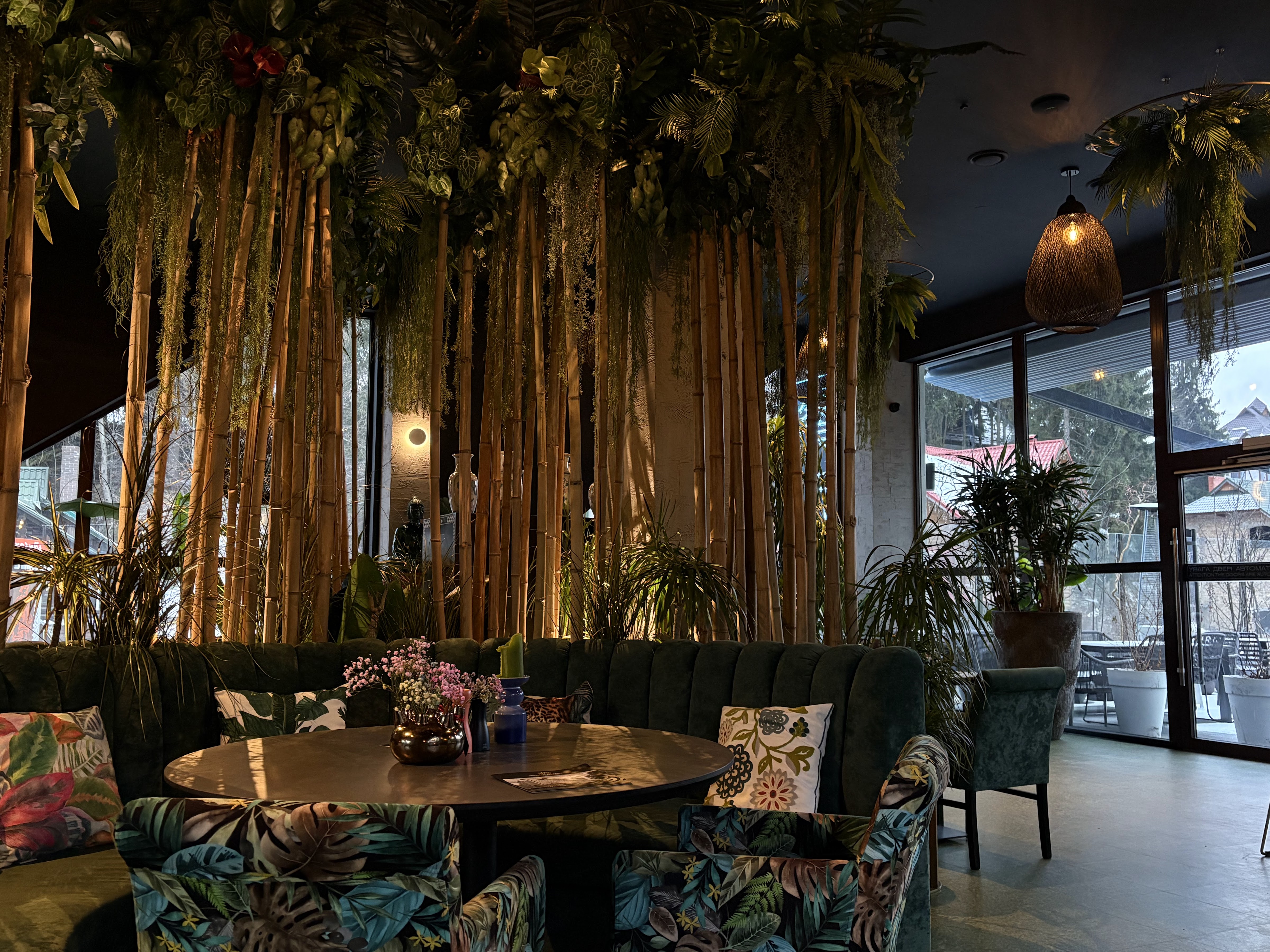 Whisky Bar Bukovel image 4