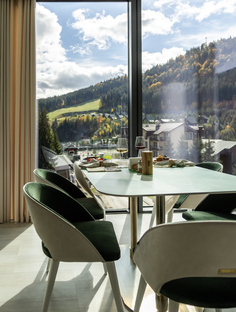 Ресторан "Koreni" image 1