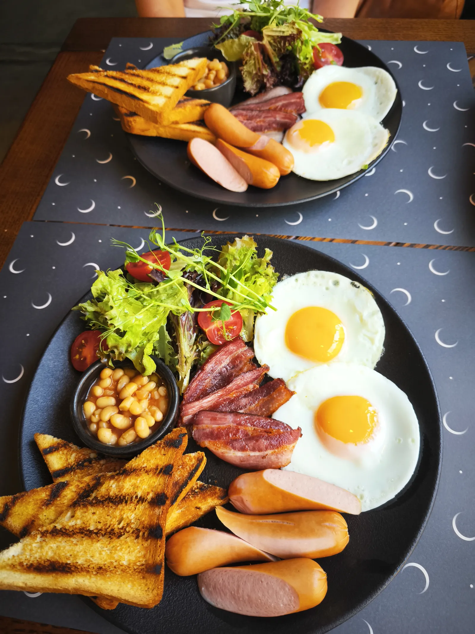 TOMOON image 9