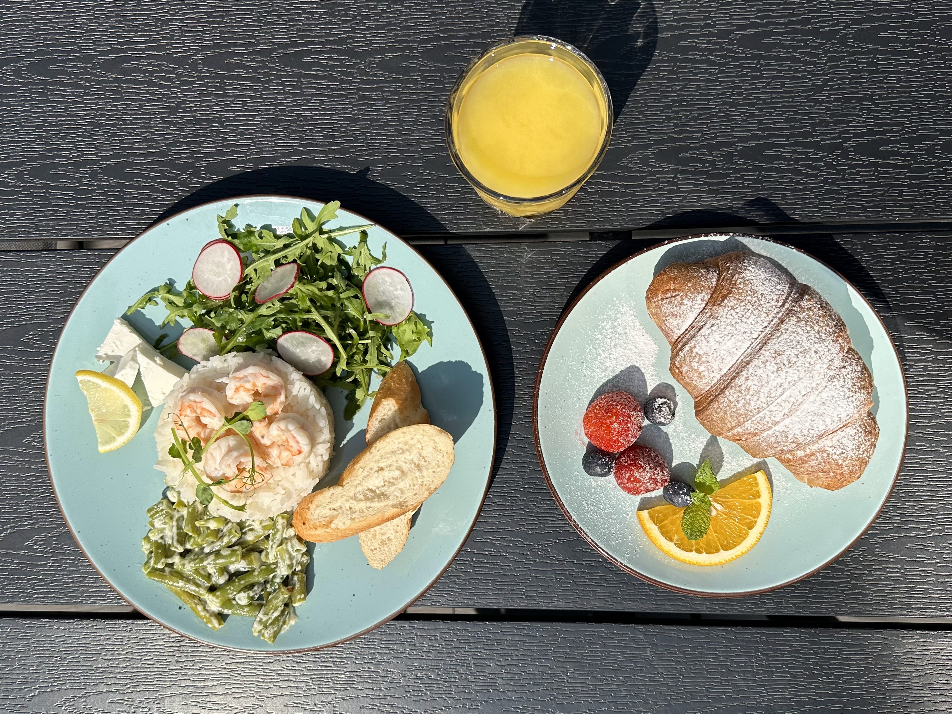 BLUE mountain restaurant image 6