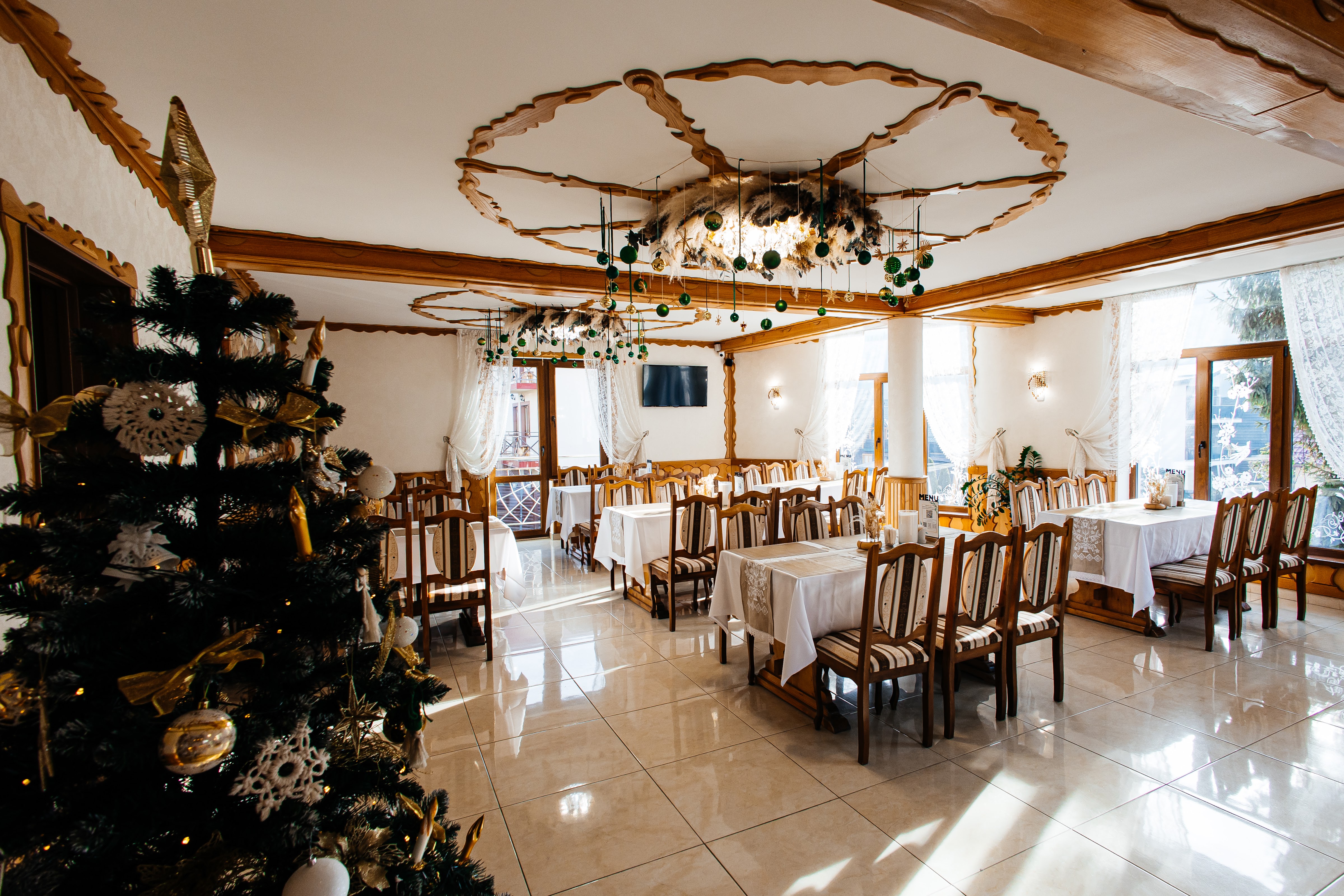 Resto Kolos (при садибі У Галини) image 1