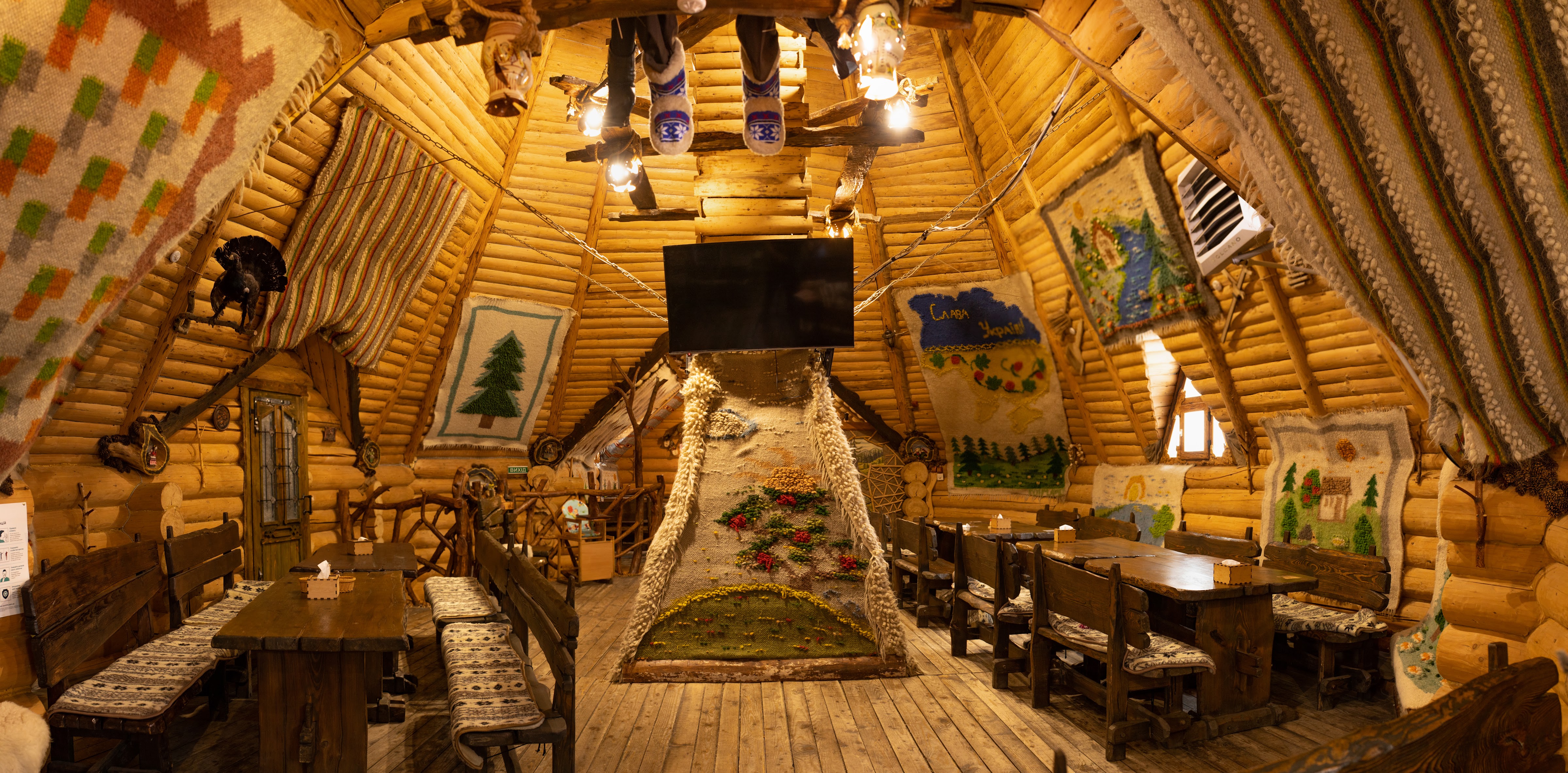 Колиба РА image 1