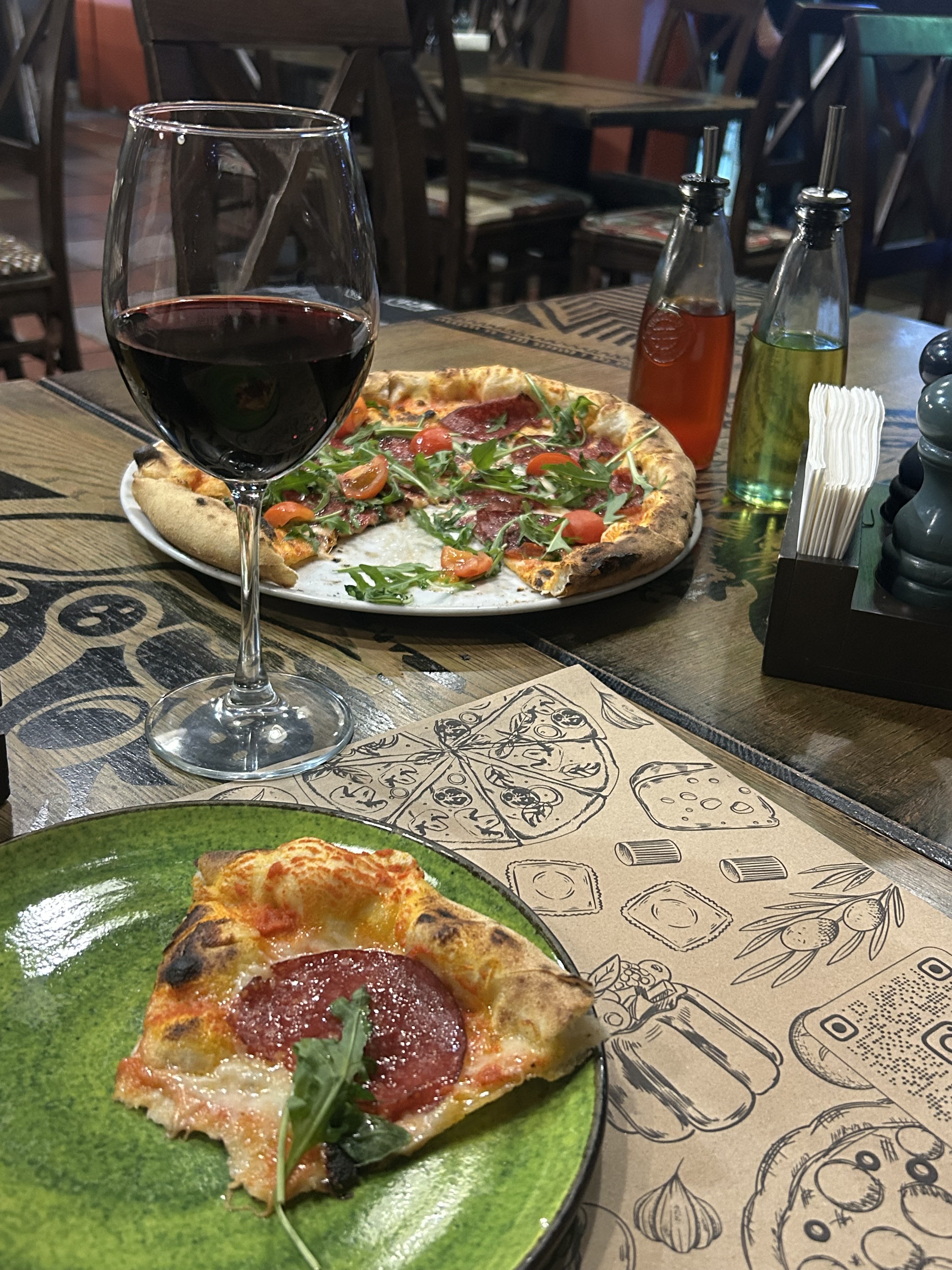 Monysto Піцерія image 4