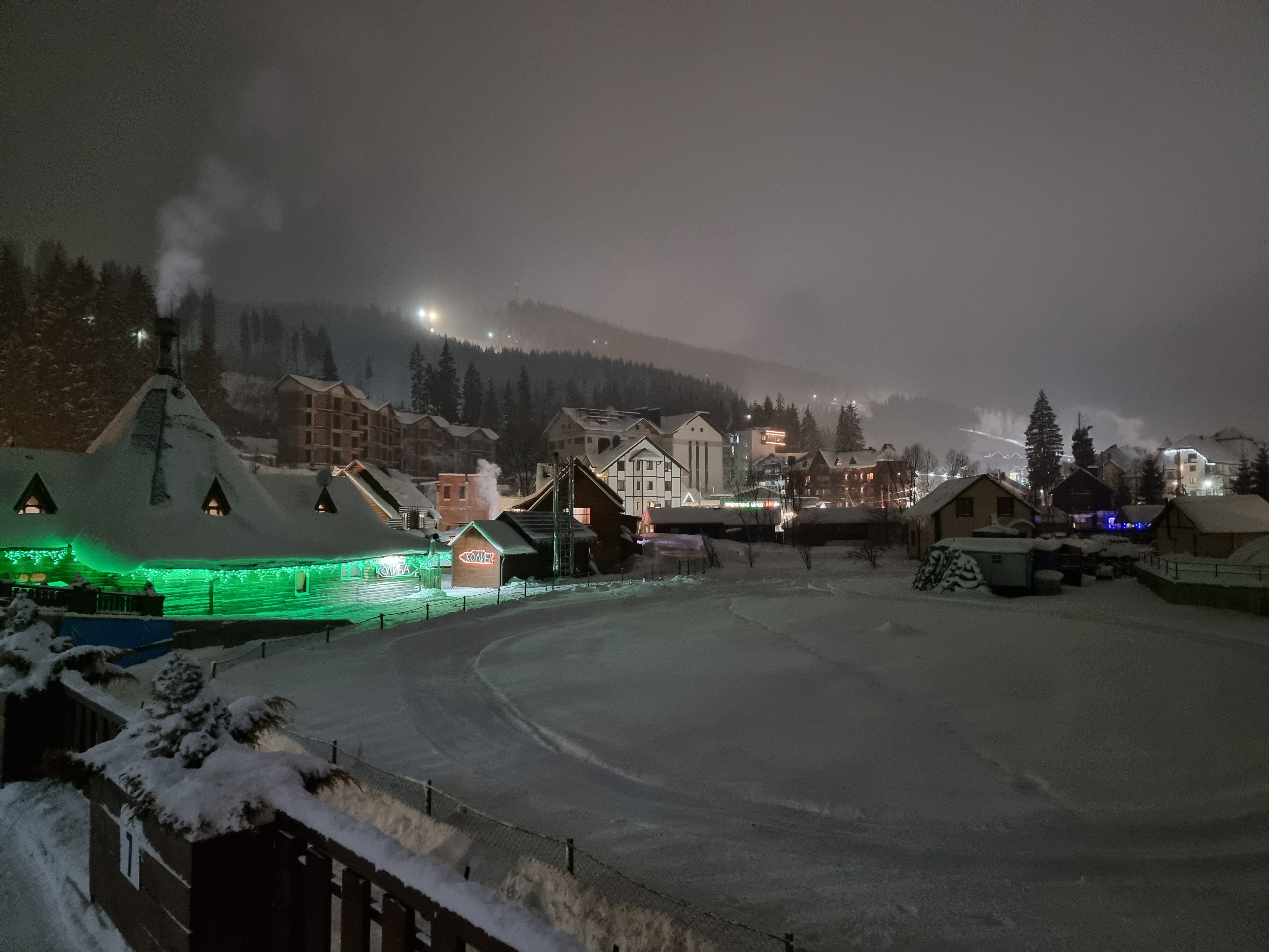 Monysto Піцерія image 8