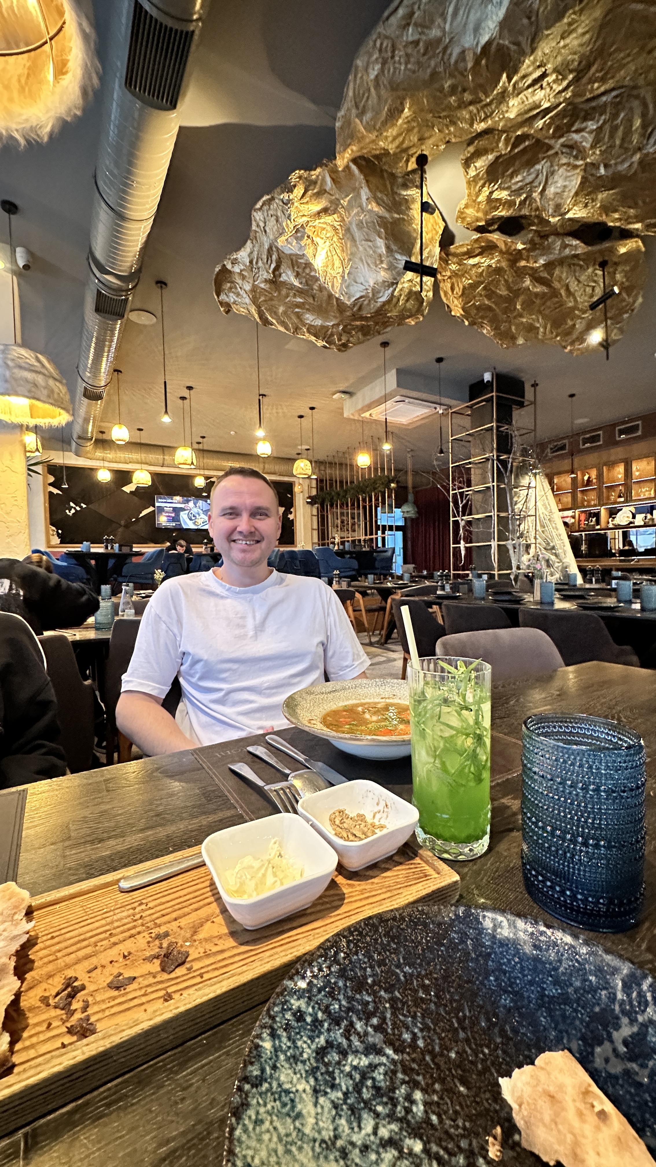 Batoni ресторан грузинської кухні Буковель image 5