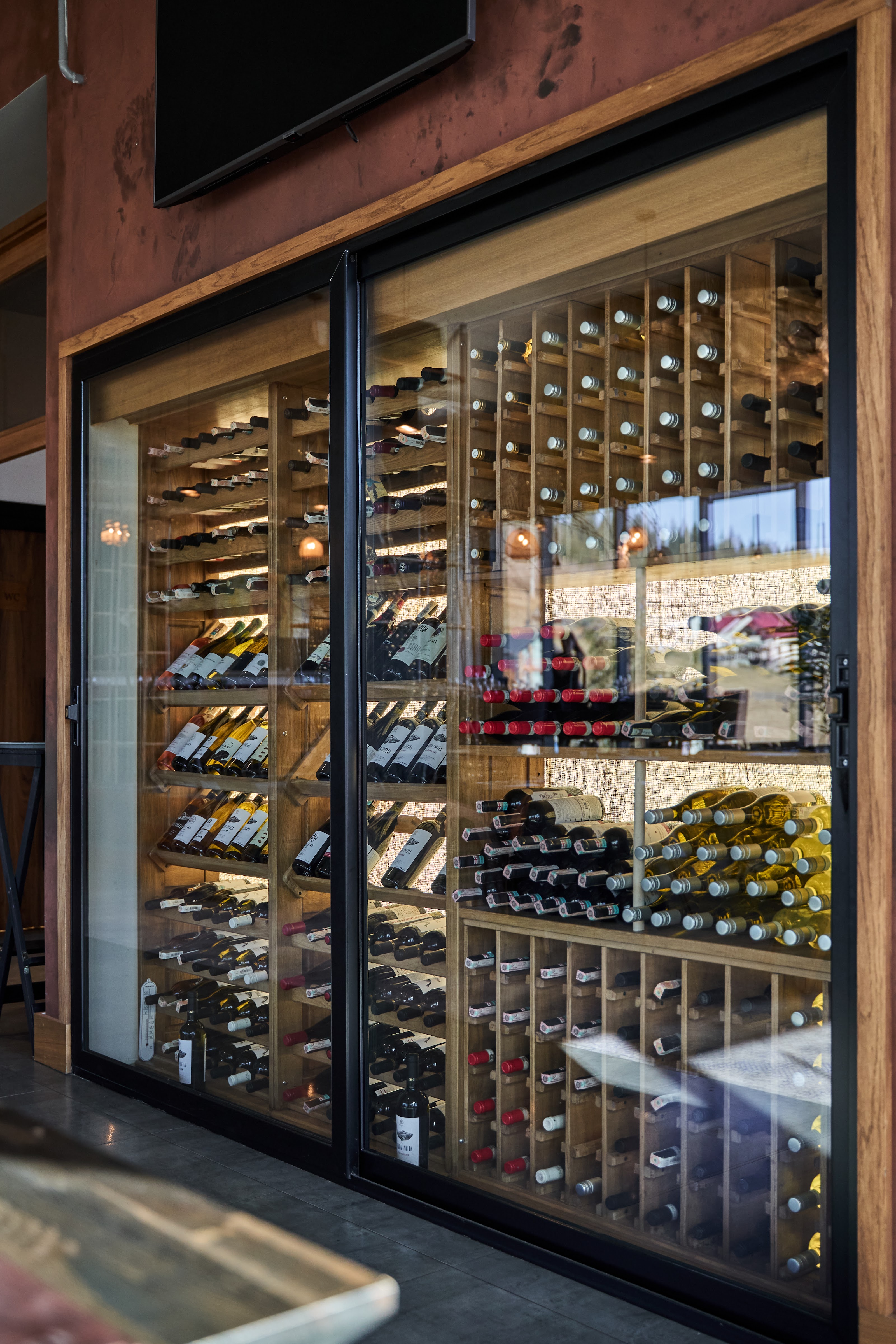 Batoni ресторан грузинської кухні Буковель image 8