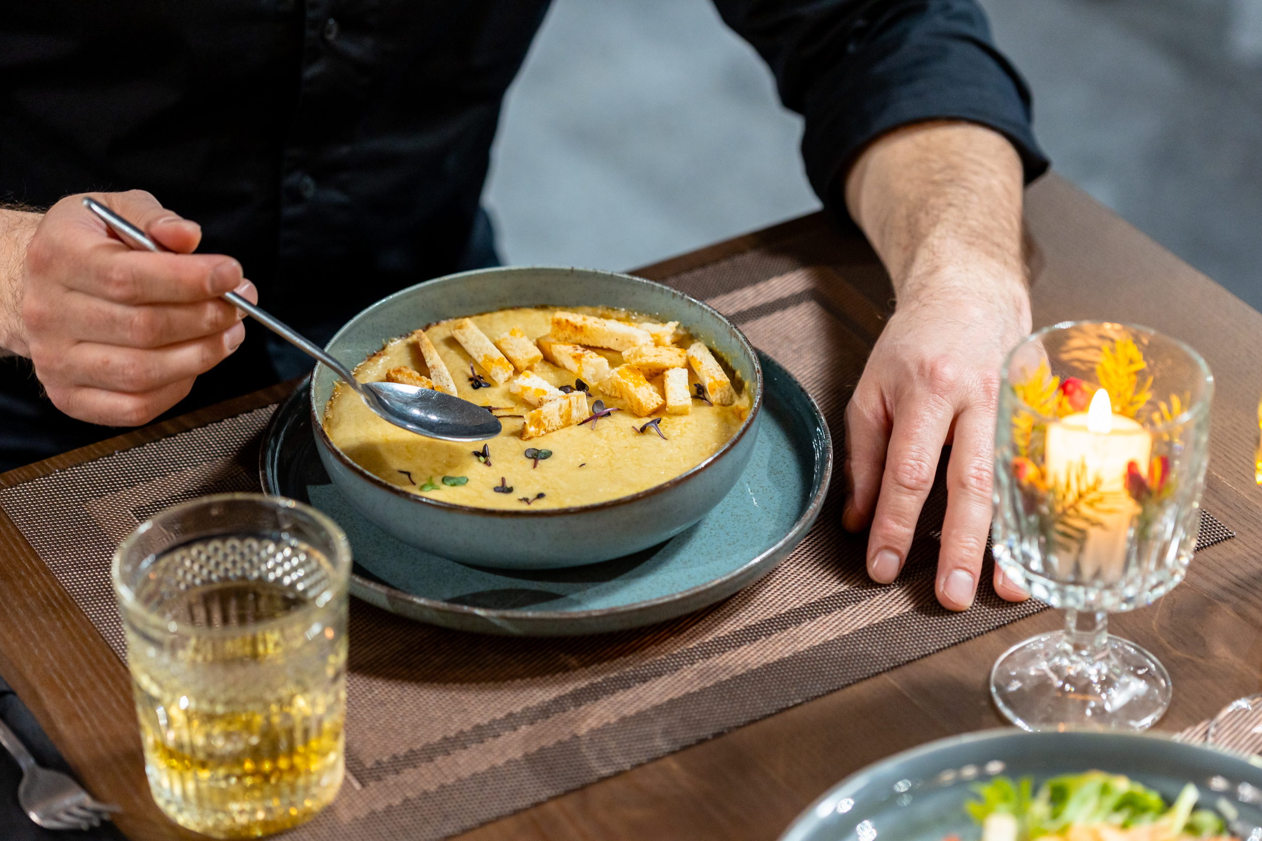 Wood Restaurant image 6