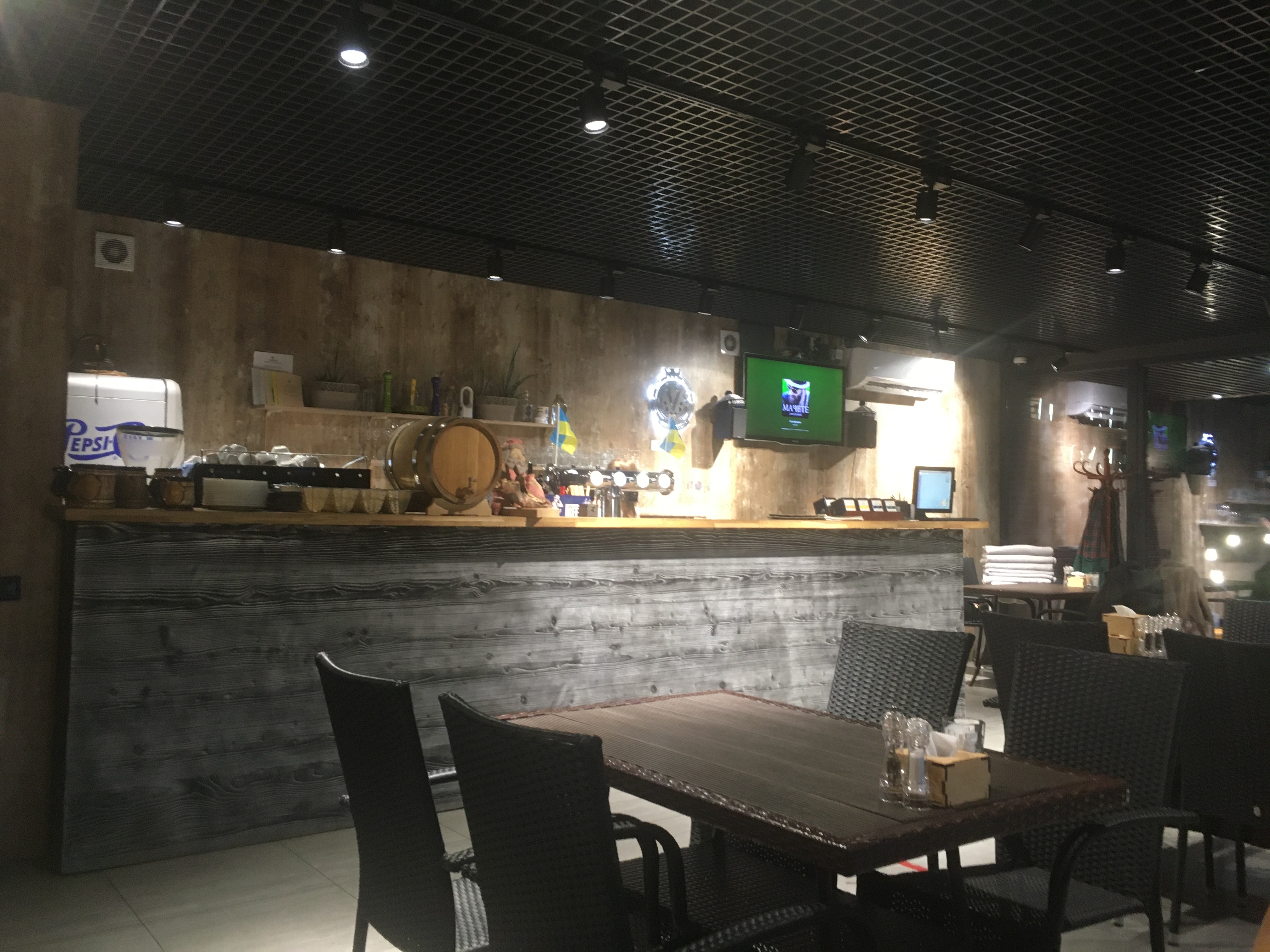 Пивний сад / Biergarten image 3