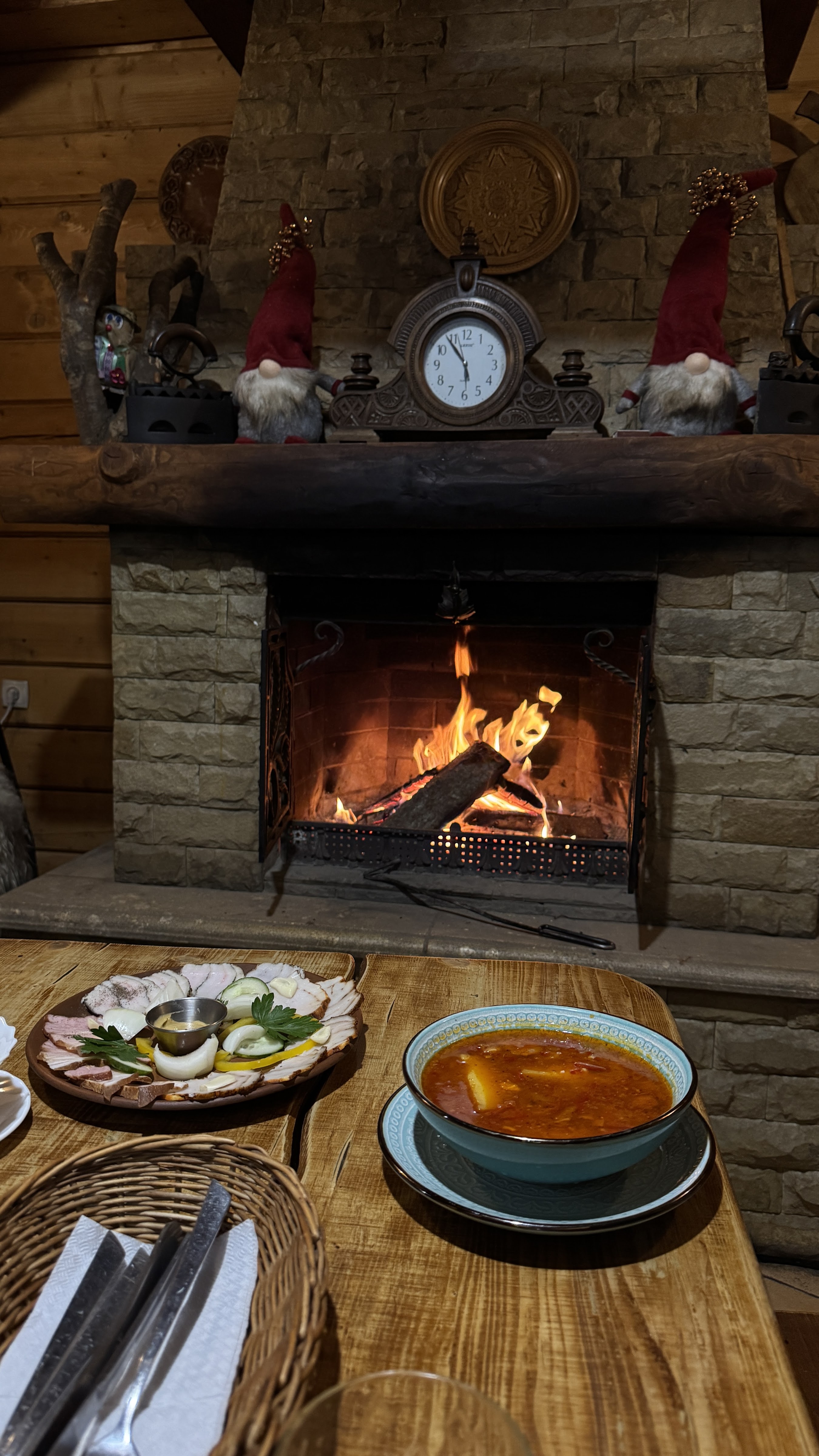 Колиба Гостинна Хата image 9