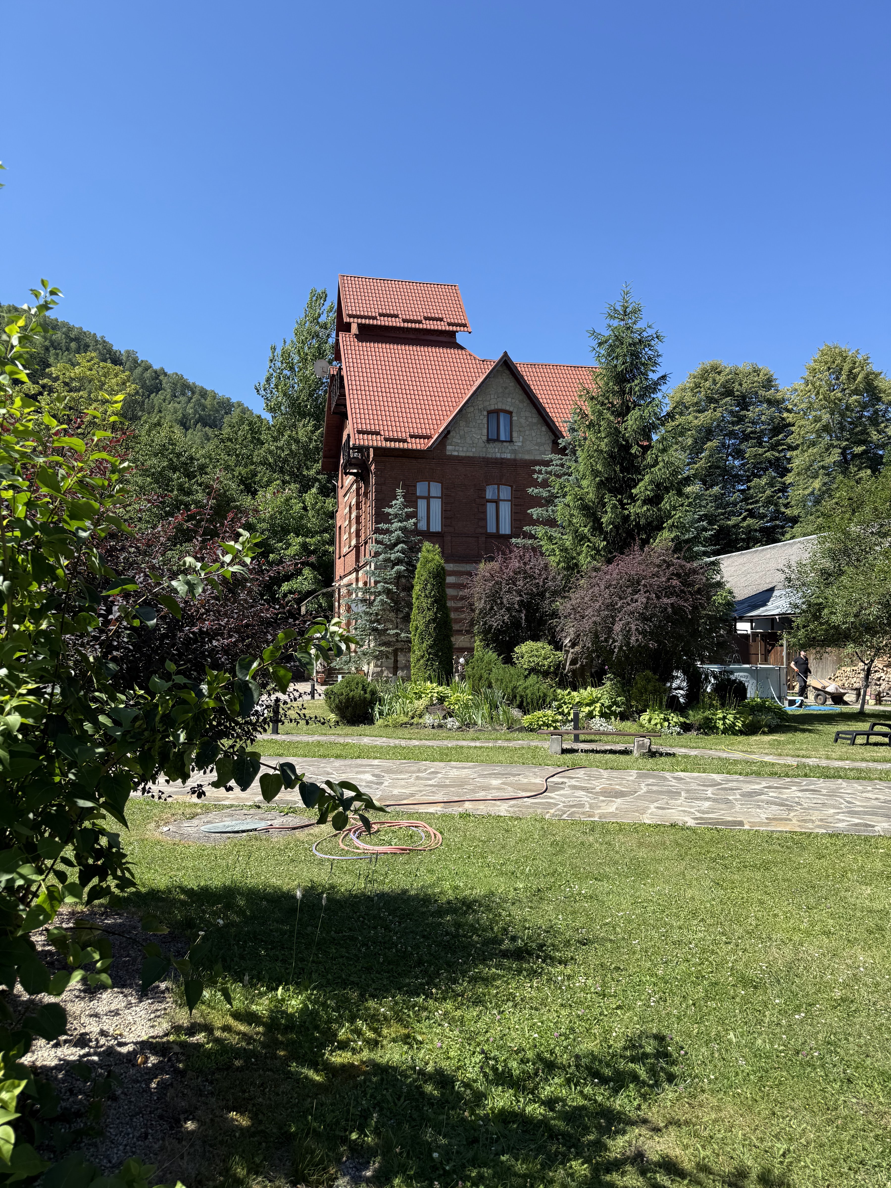 Krasna sadyba image 4