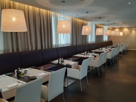 Restaurant B-Zone image 3
