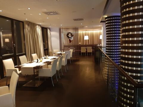 Restaurant B-Zone image 7