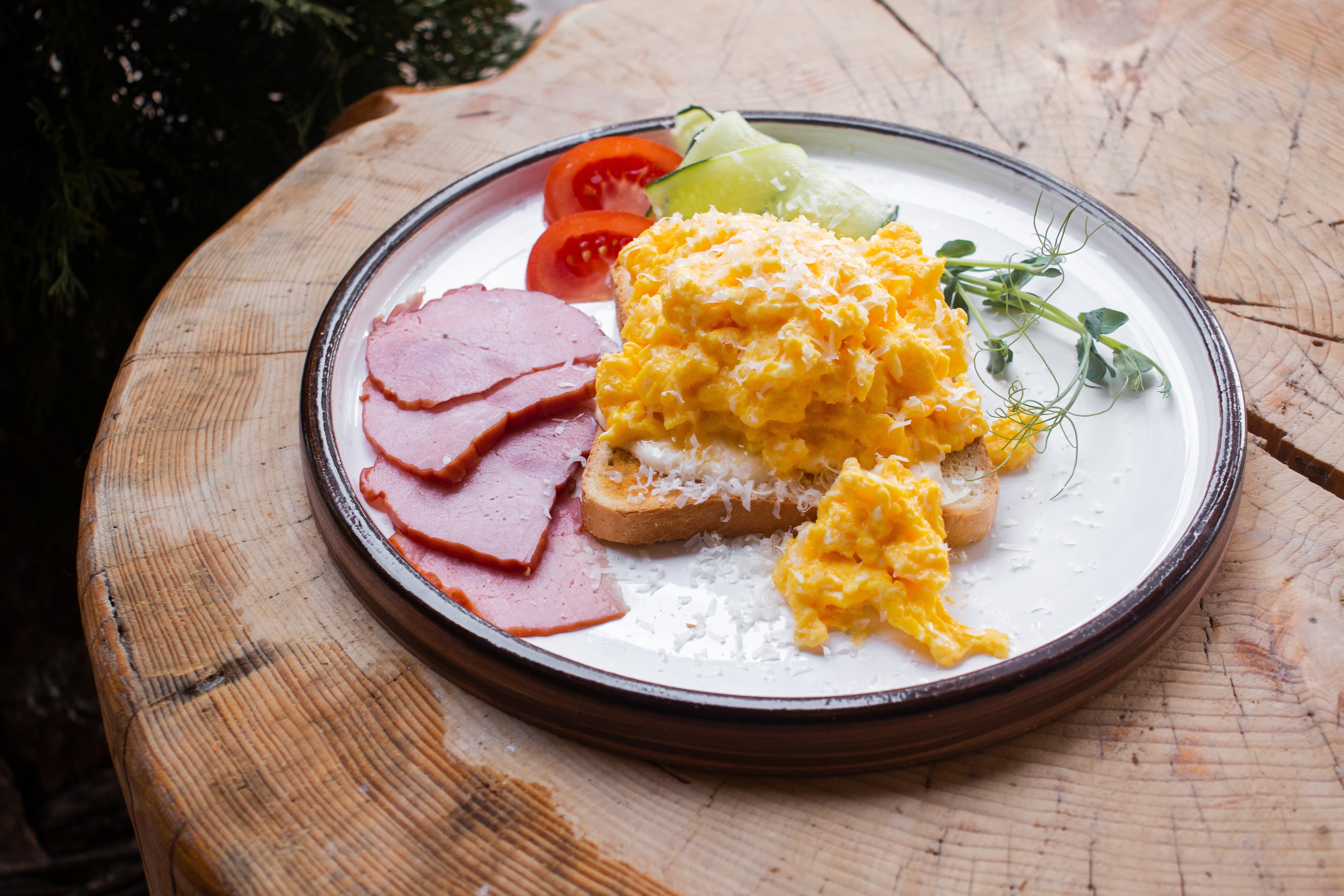 Ресторан "Довбуш" Яремче image 9