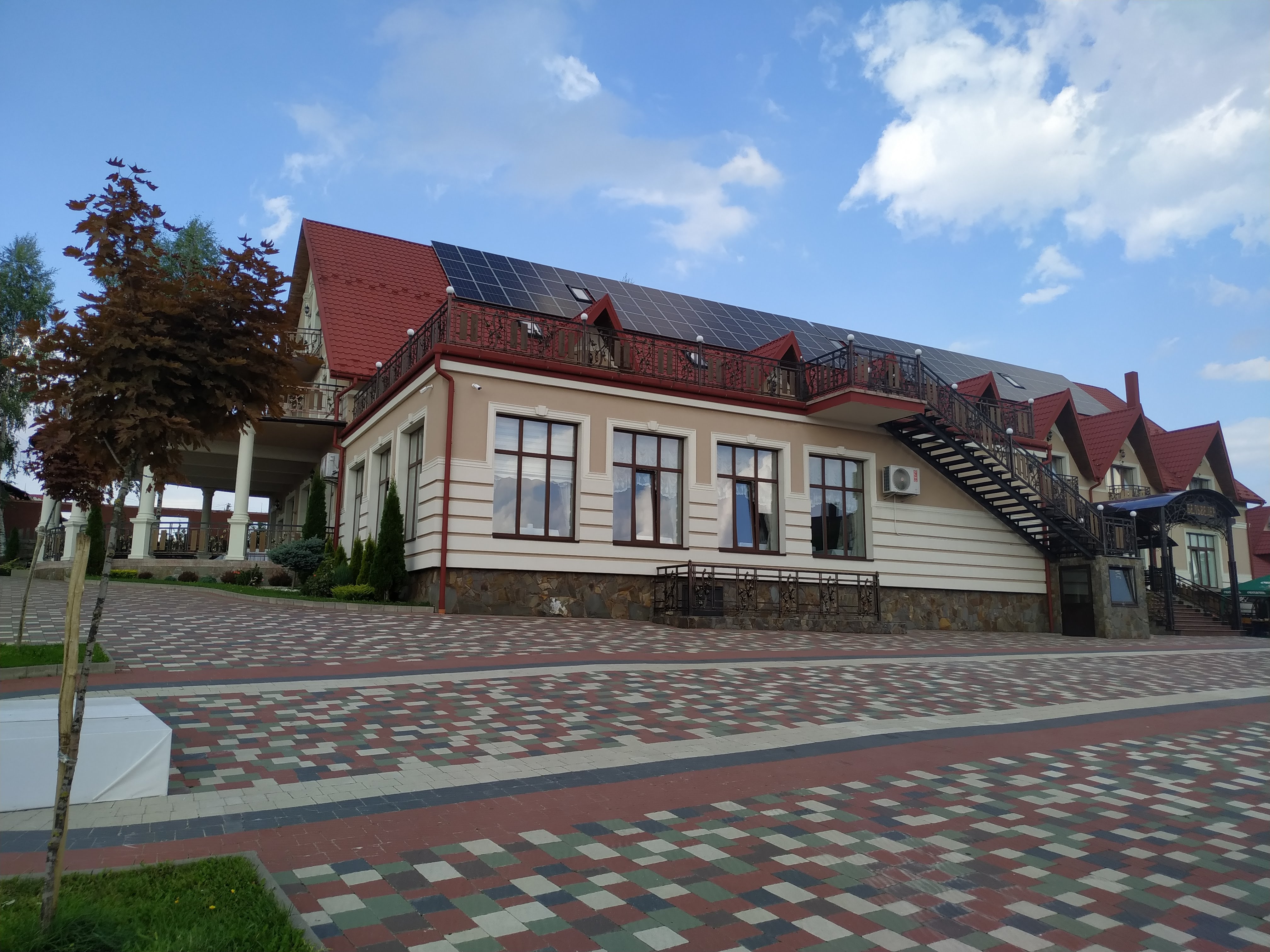 Restoranno-Hotelʹno-Vidpochynkovyy Kompleks Belʹveder image 4