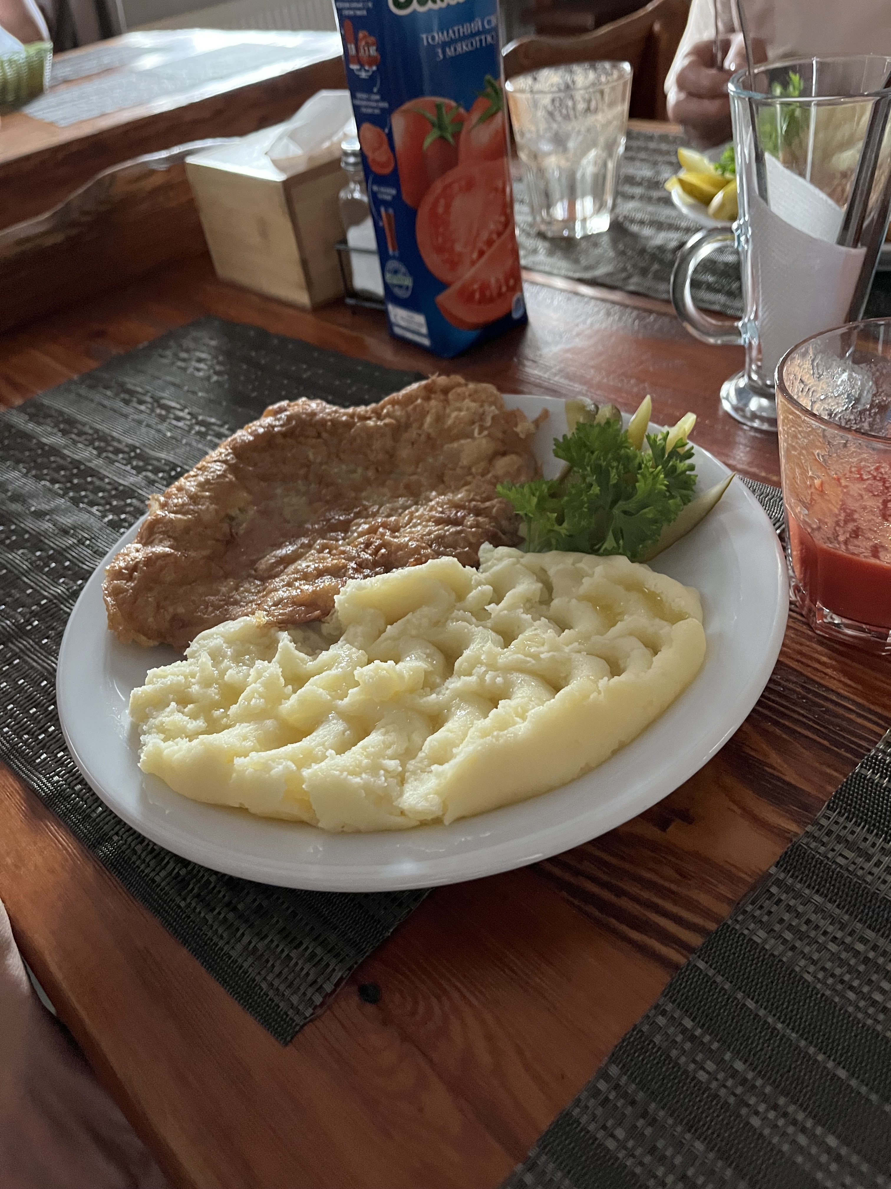 Hotelʹ "Korchma" image 9