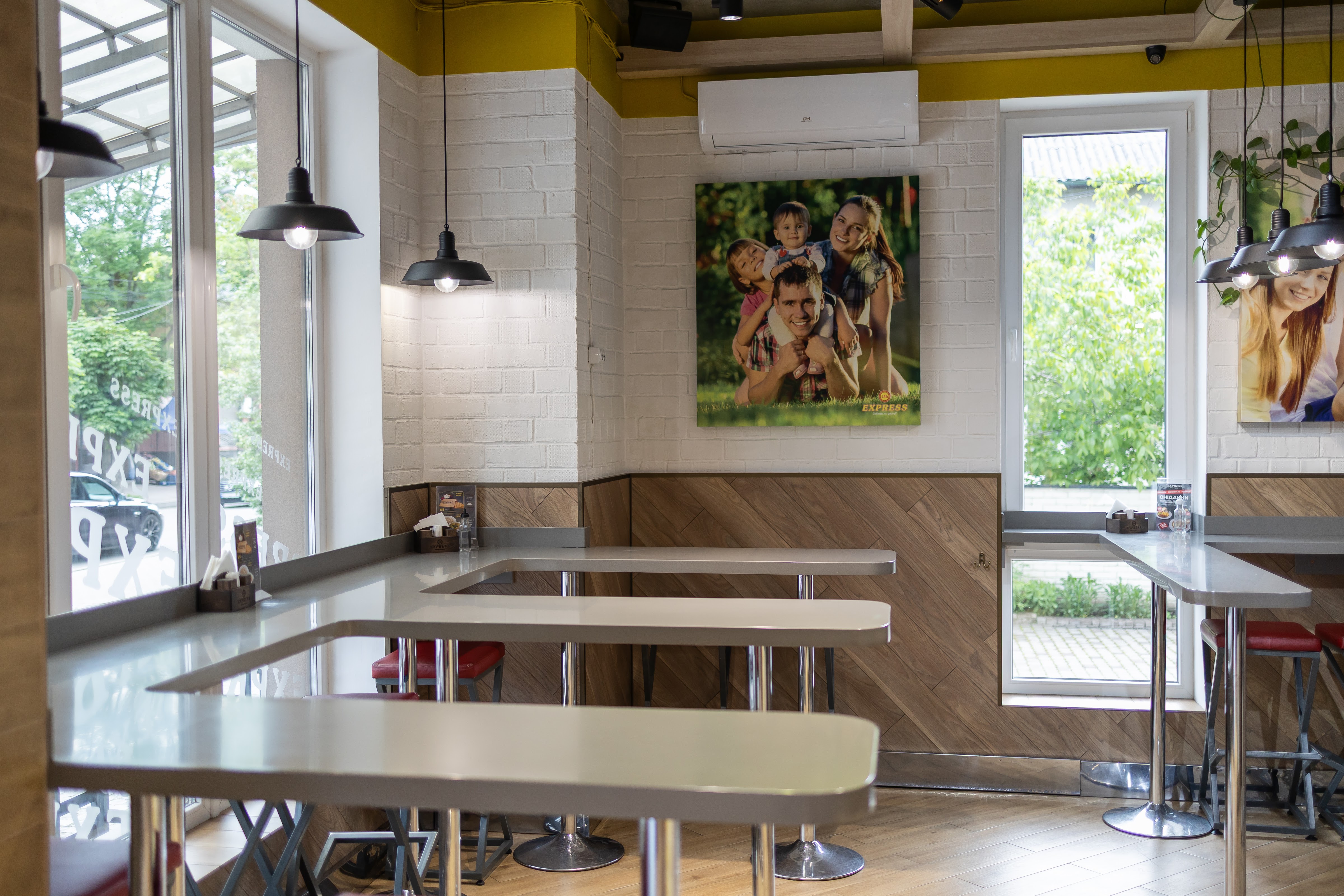 EXPRESS Food image 3