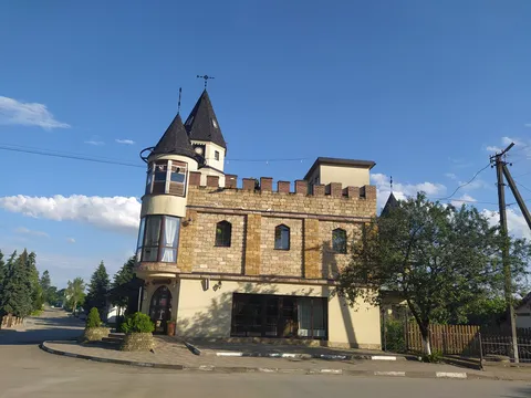 Zamok Zlaty image 3