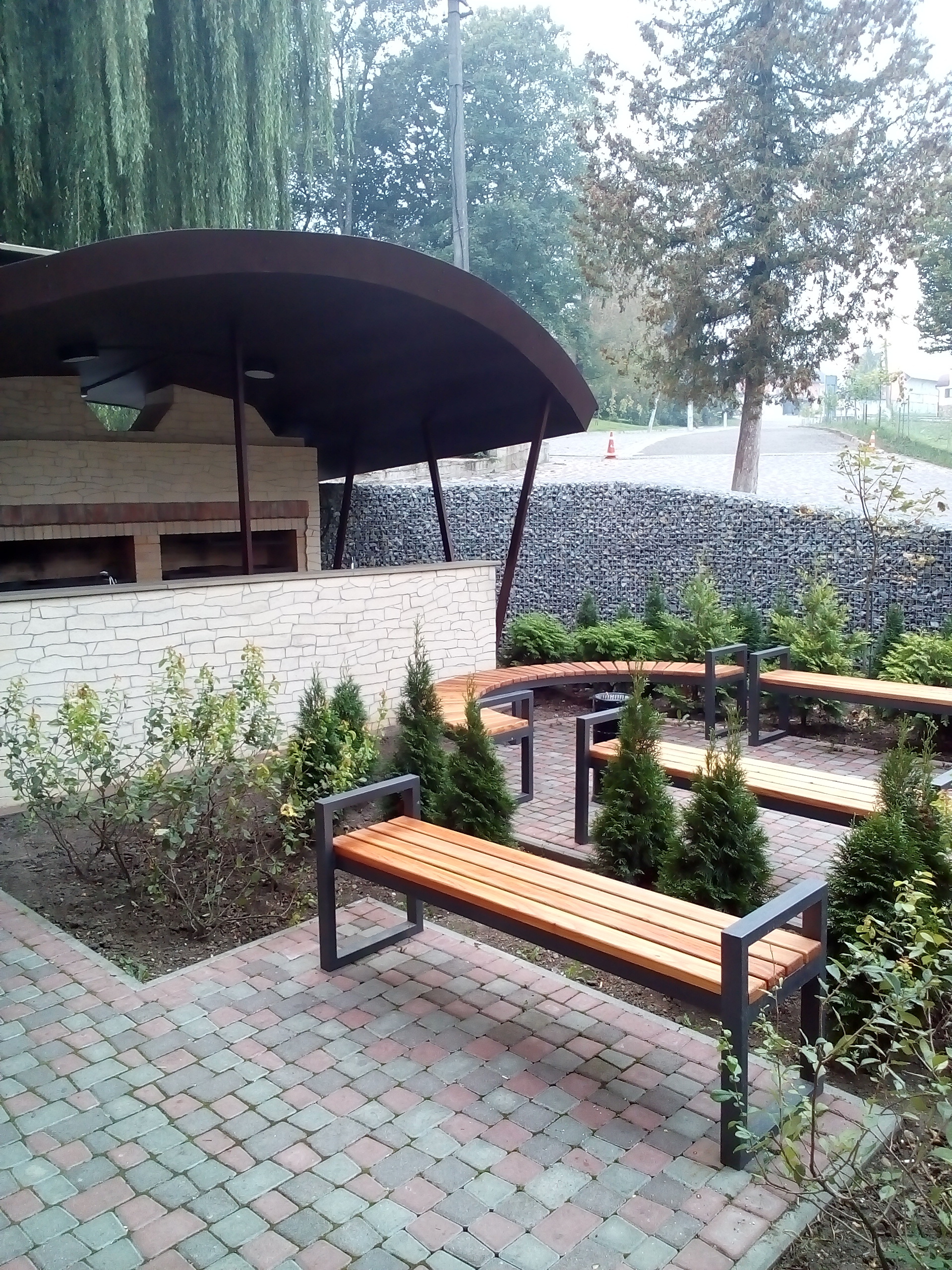 Merry Land of restaurant and entertainment complex. image 1