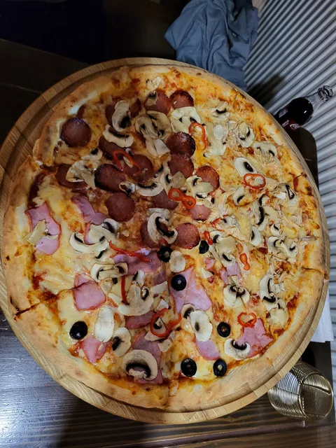 "Dominos" image 1