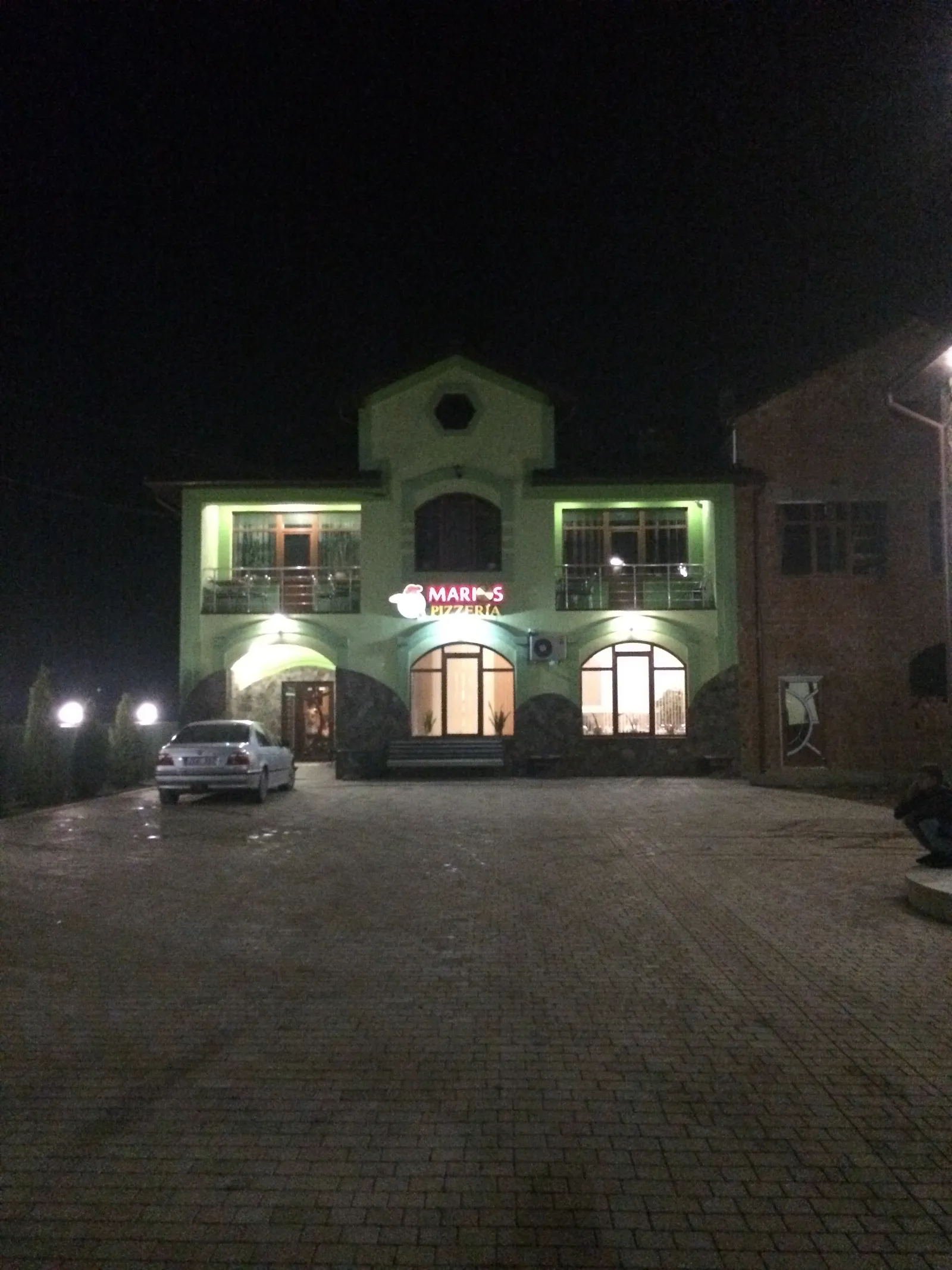 Pizzeria Marios image 8