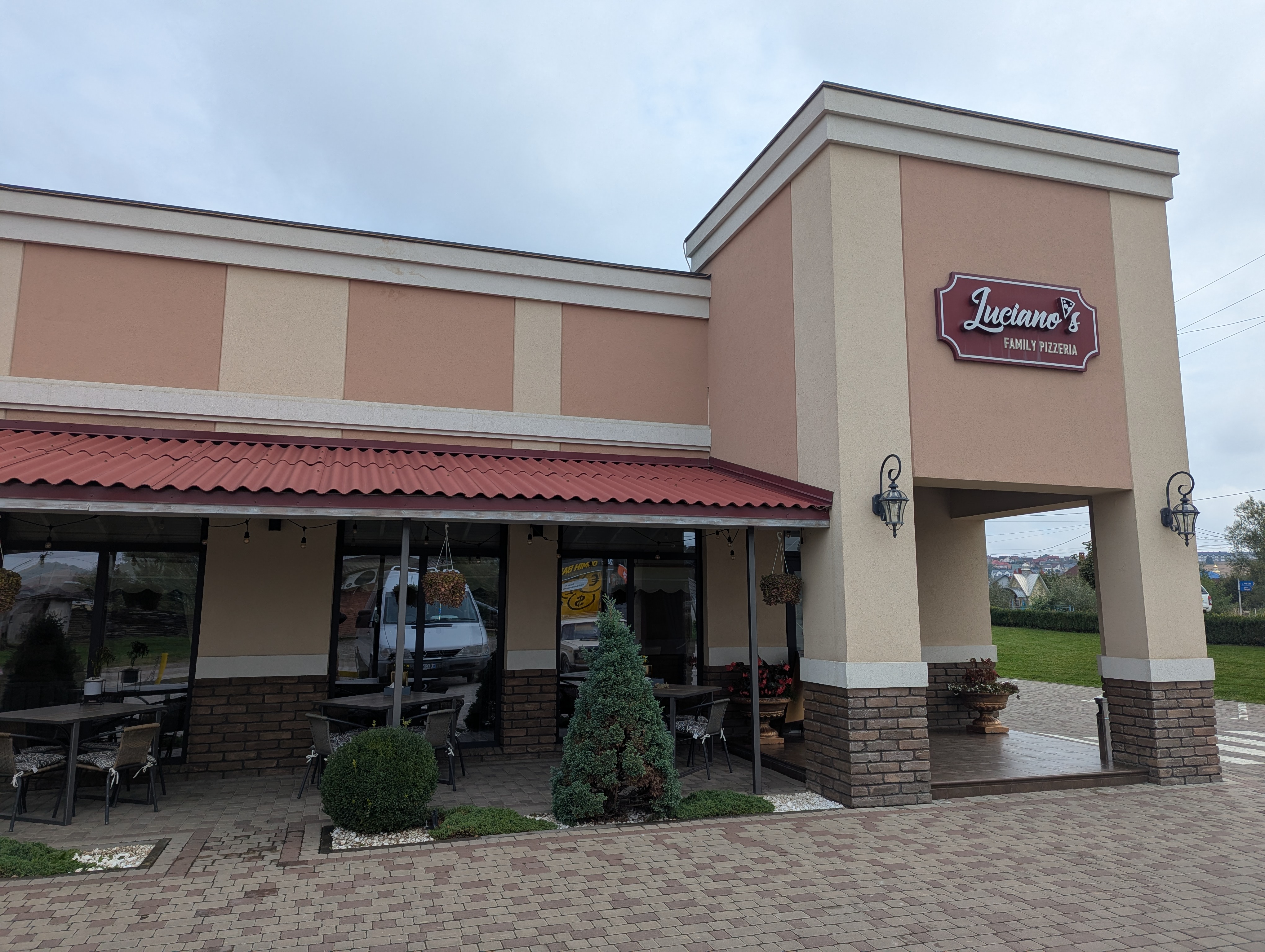 Luciano’s Family Pizzeria image 3