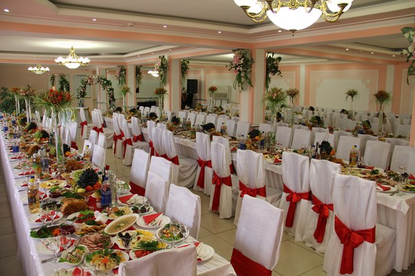 Restaurant "Status" image 4