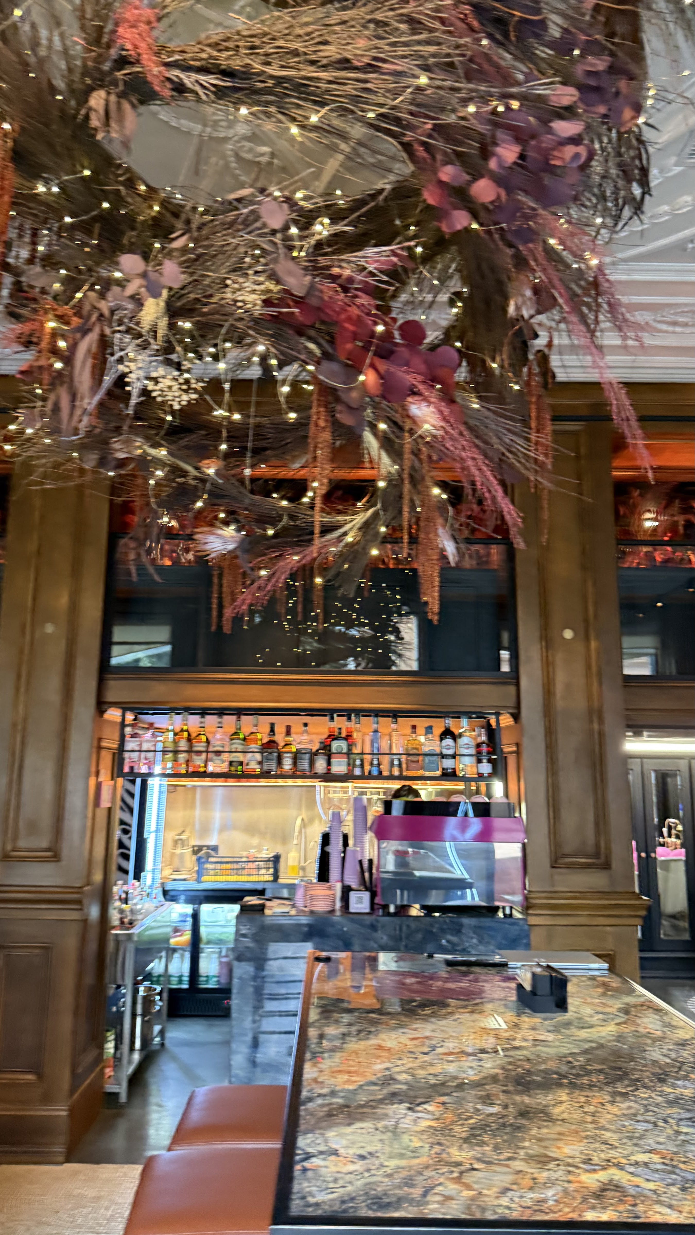 Rozhevyy Sushi Laundzh image 10