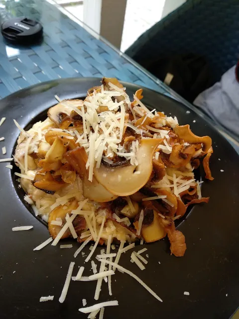 Shyller image 5
