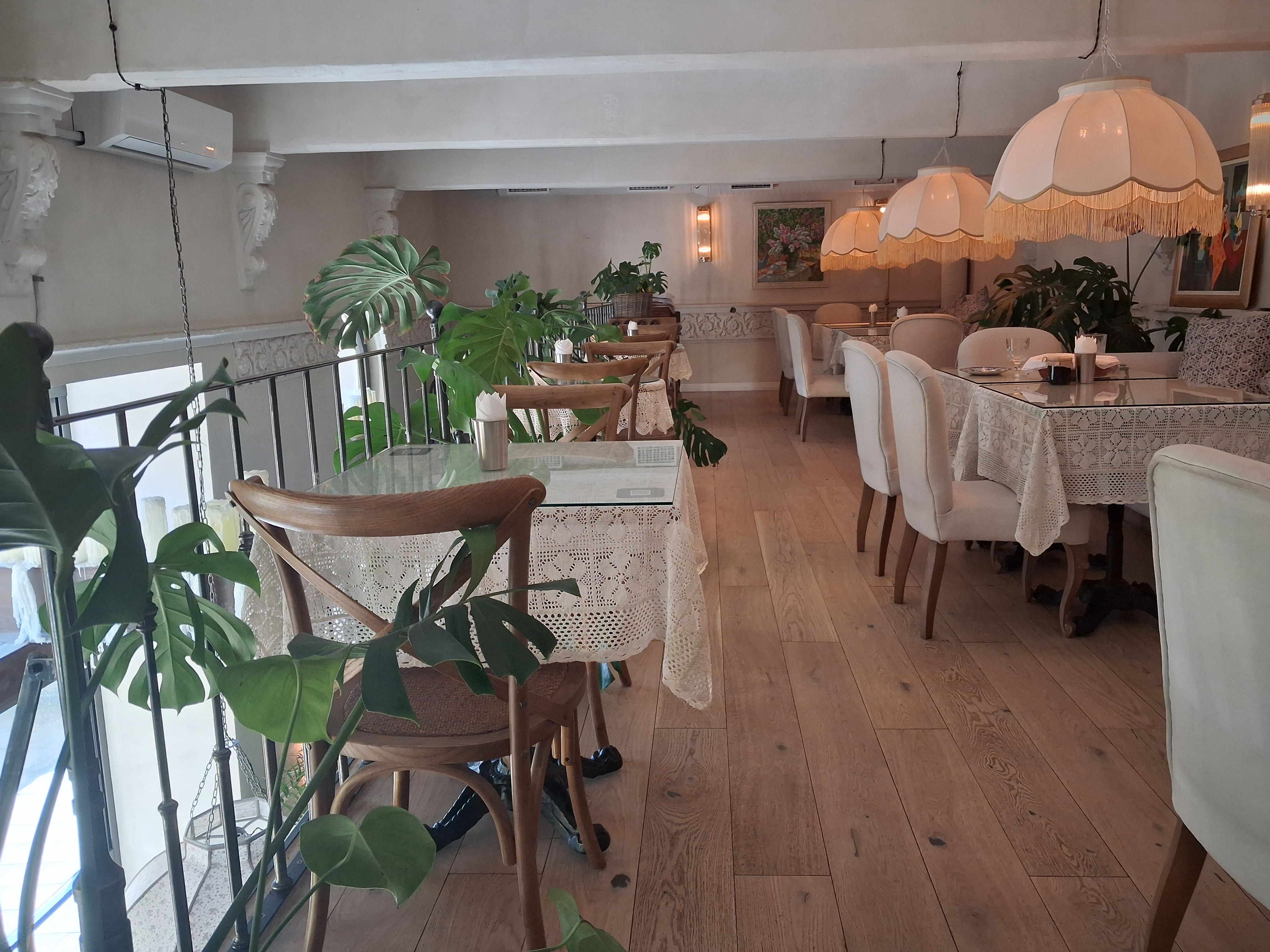 Broyt un tsu Broyt image 5