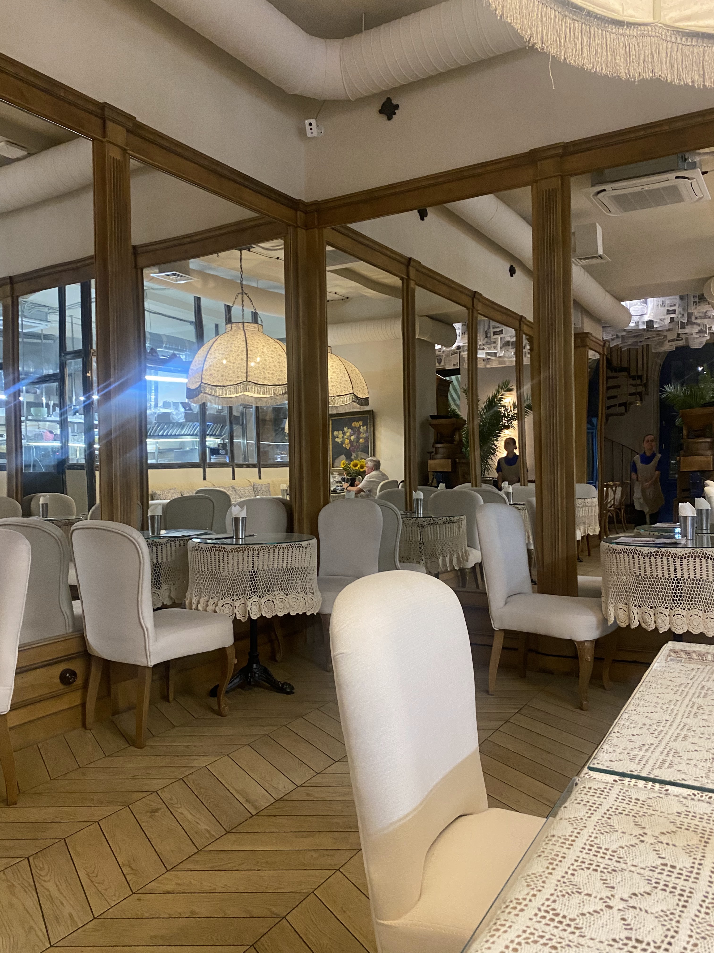 Broyt un tsu Broyt image 10