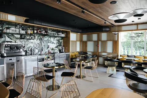 Mizumi Asian Bistro image 1