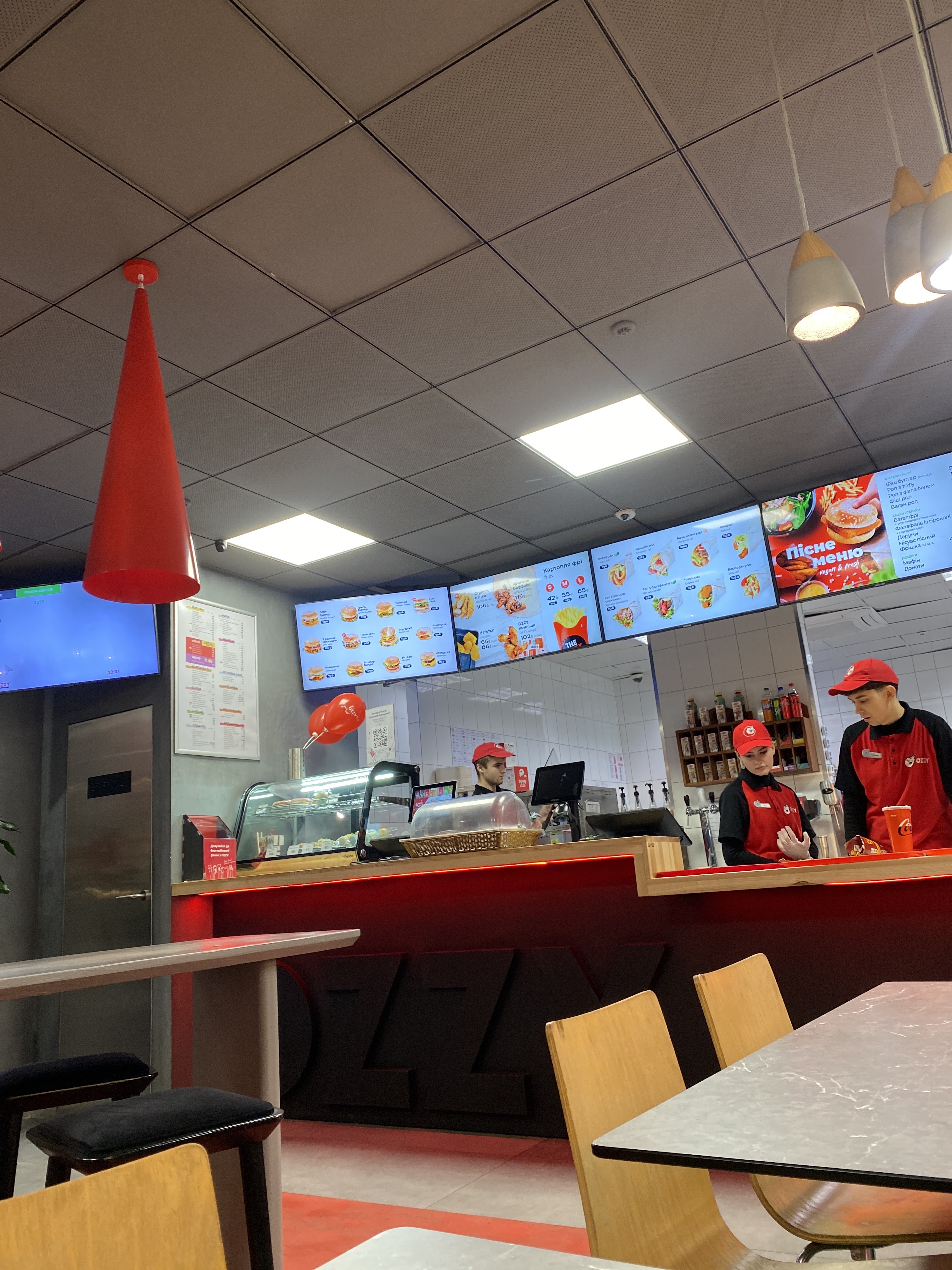 OZZY Fast food image 3