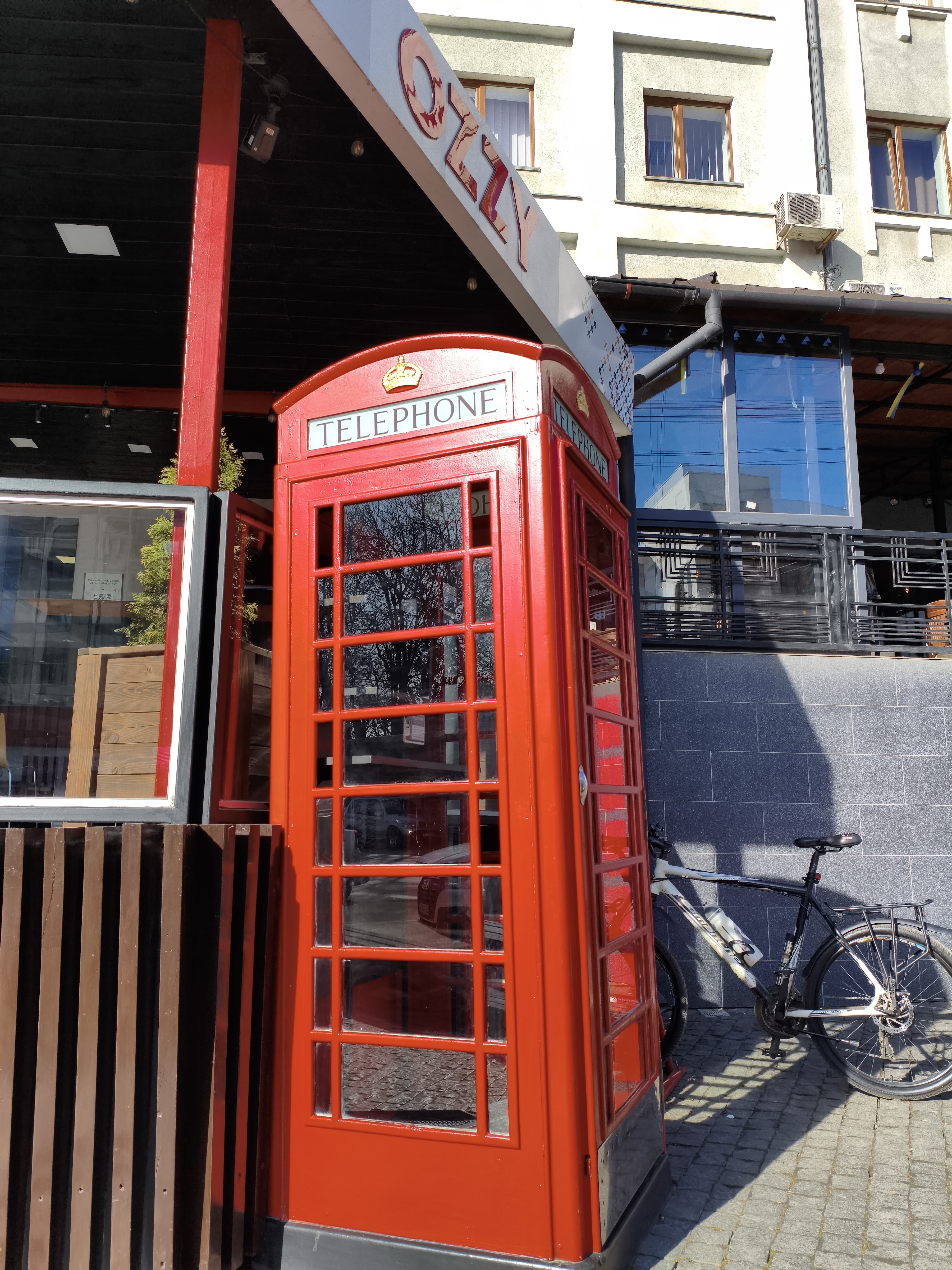 OZZY Fast food image 6