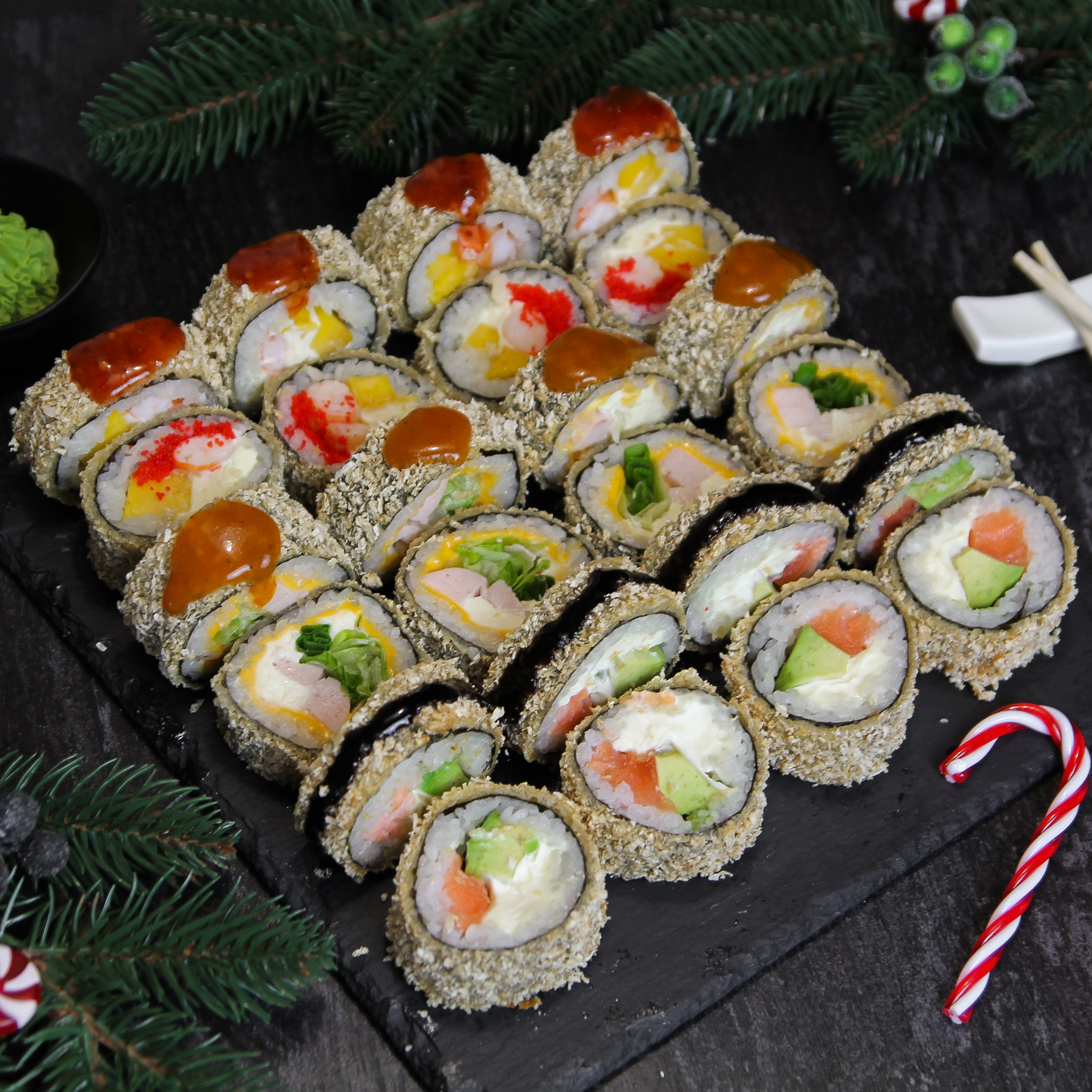 Choice sushi and pizza image 2