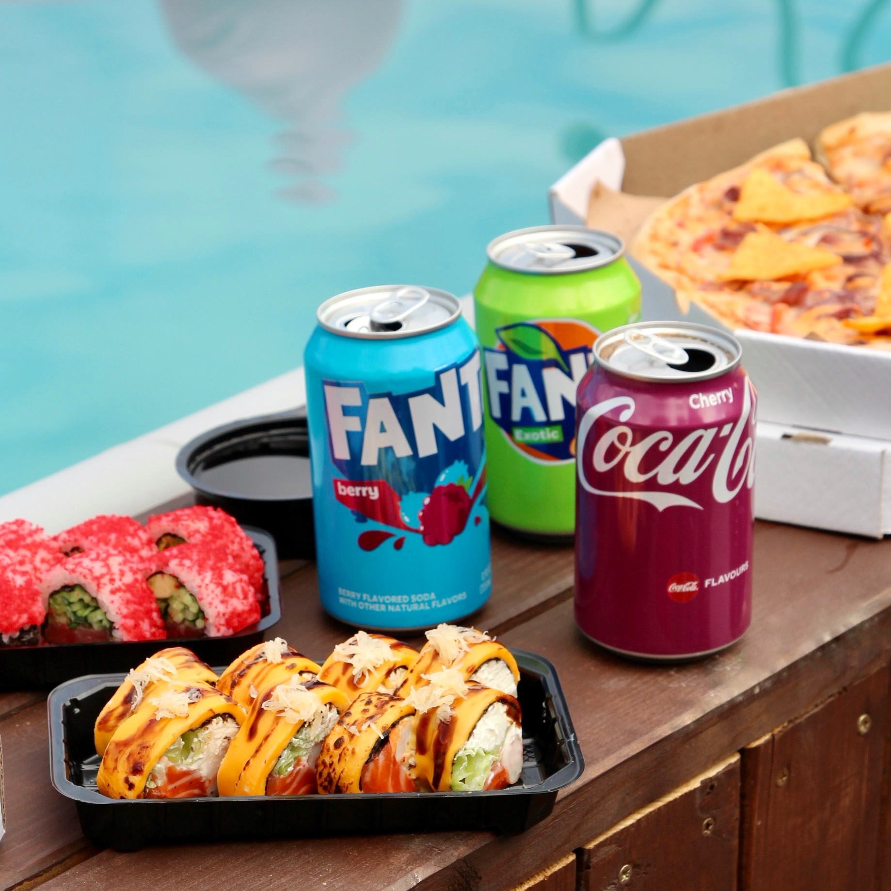 Choice sushi and pizza image 9